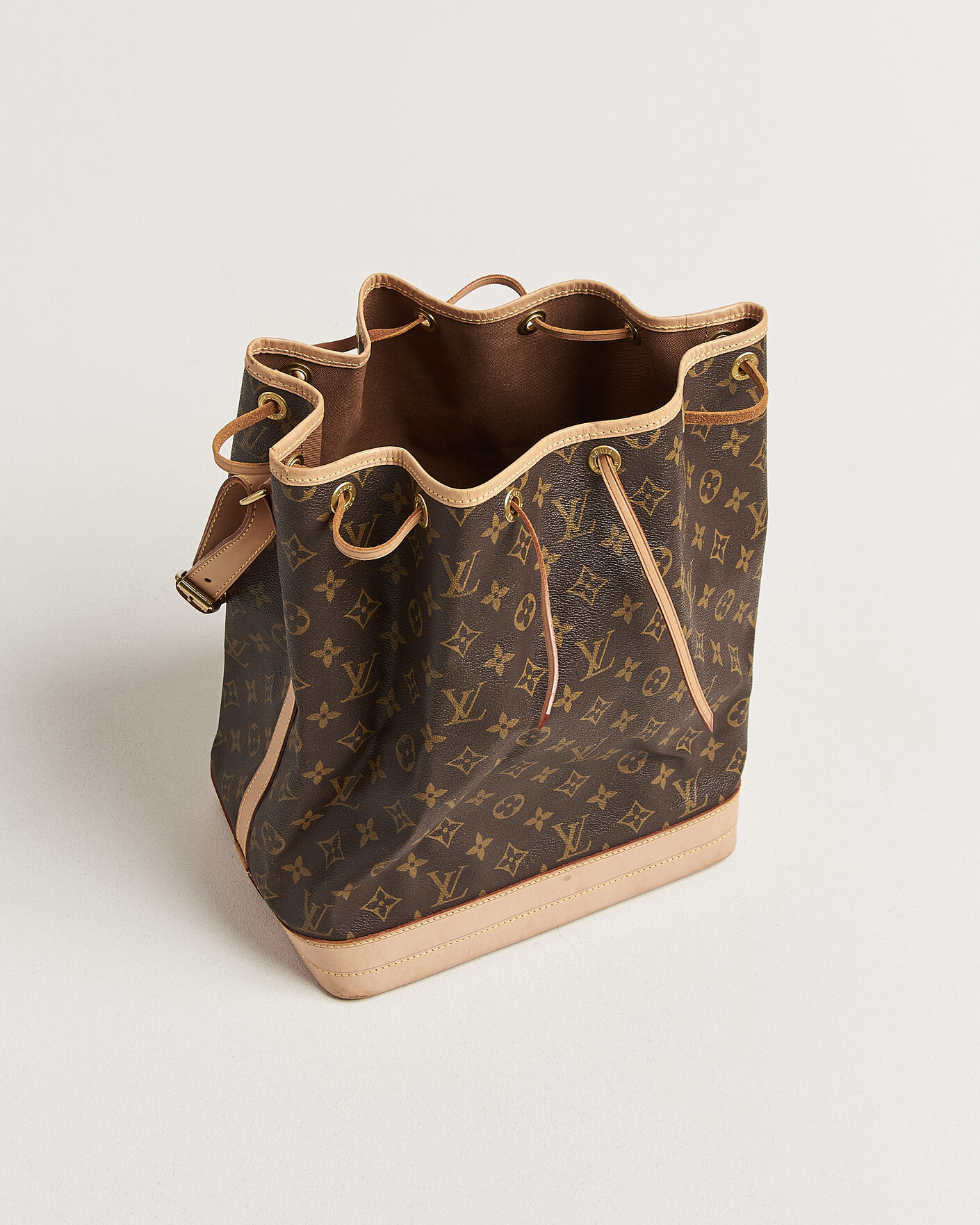 Herre | Pre-Owned & Vintage Bags | Louis Vuitton Pre-Owned | Noé Monogram