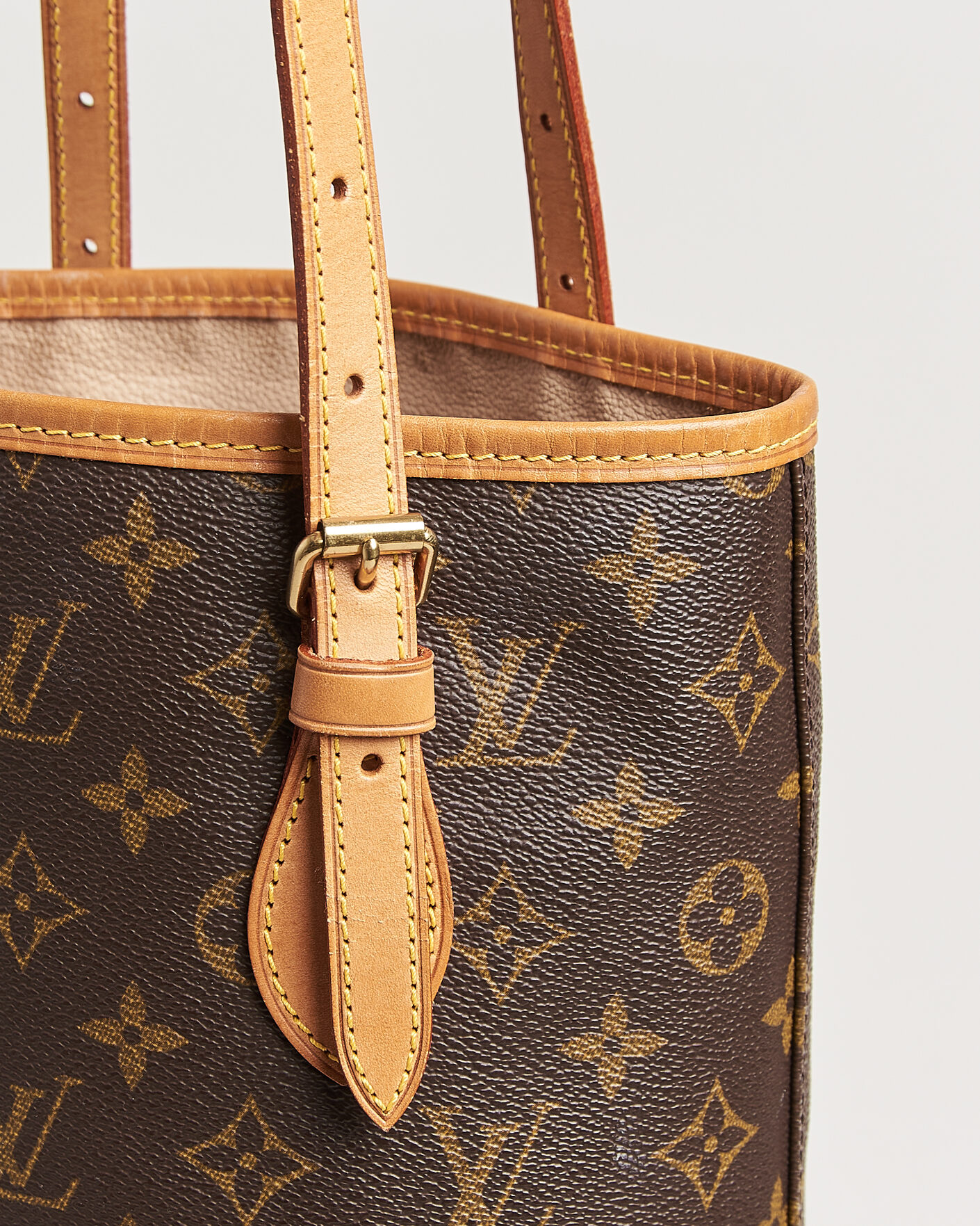 Herre | Pre-Owned & Vintage Bags | Louis Vuitton Pre-Owned | Bucket PM Bag Monogram