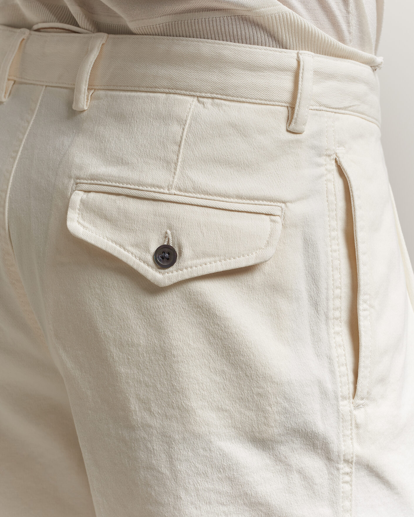 Herre | Shorts | Oscar Jacobson | Tanker Pleat Shorts White