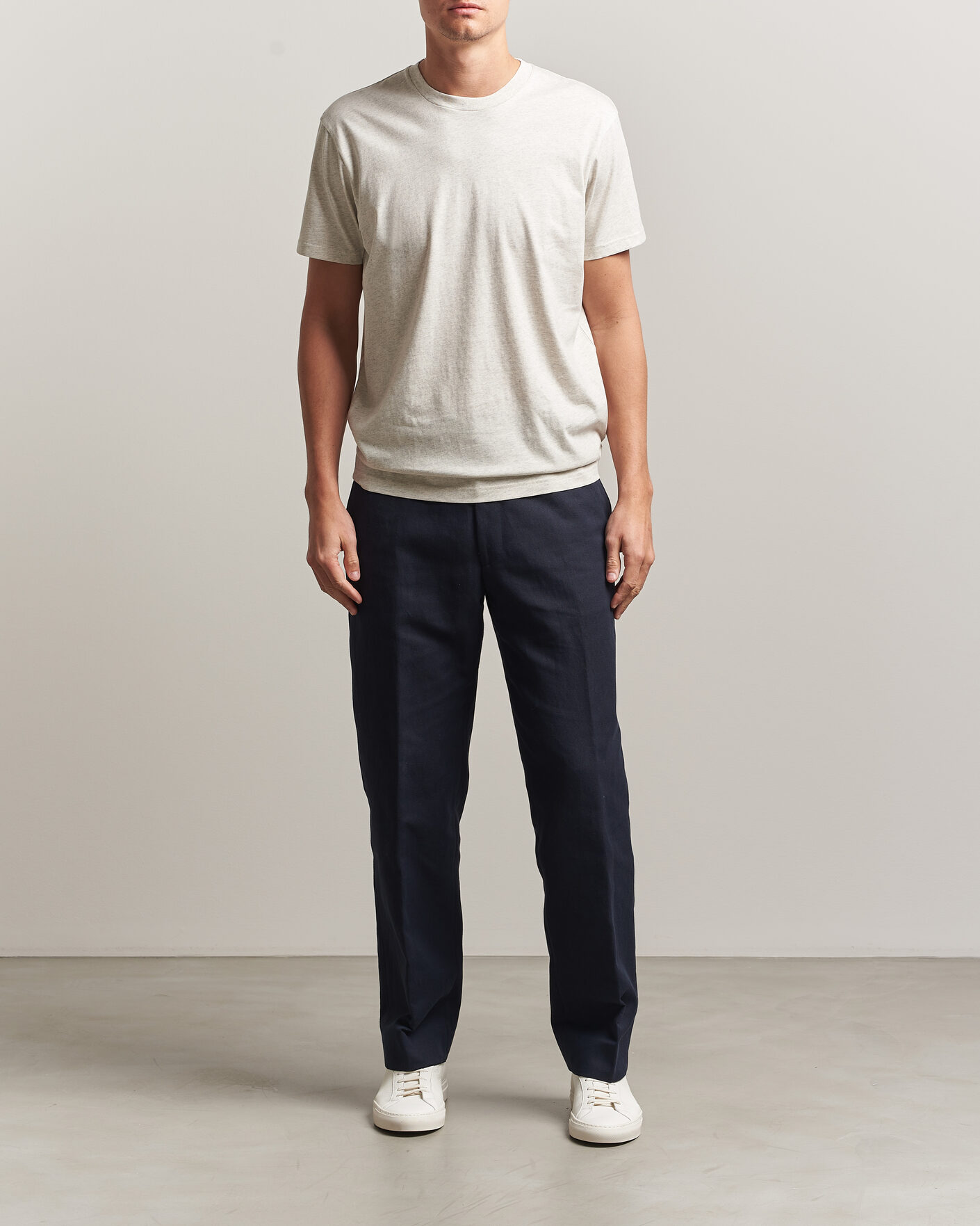 Herre | T-Shirts | Sunspel | Riviera Midweight T-Shirt Archive White