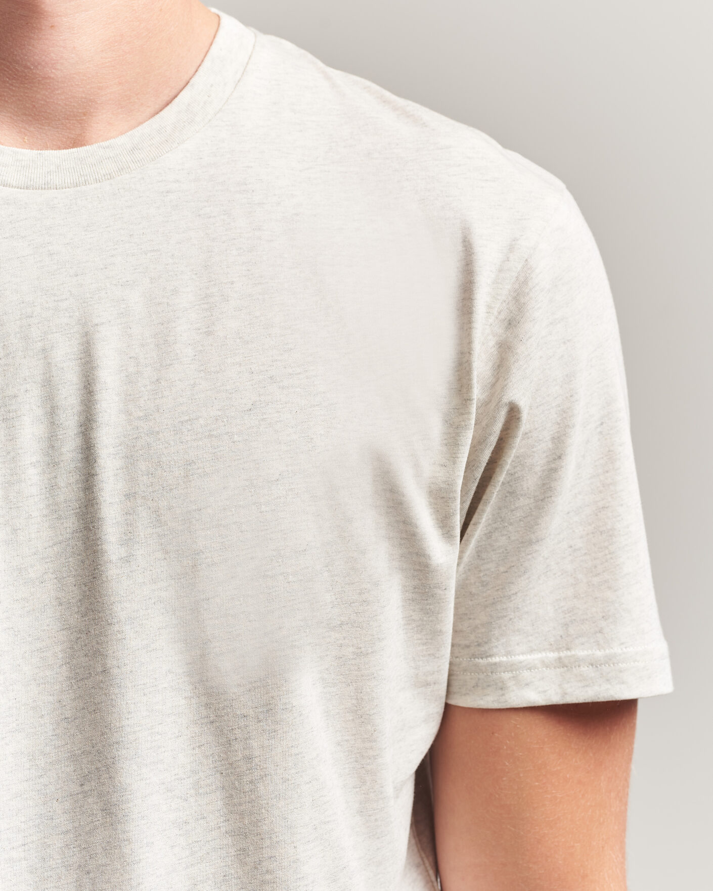 Herre | T-Shirts | Sunspel | Riviera Midweight T-Shirt Archive White