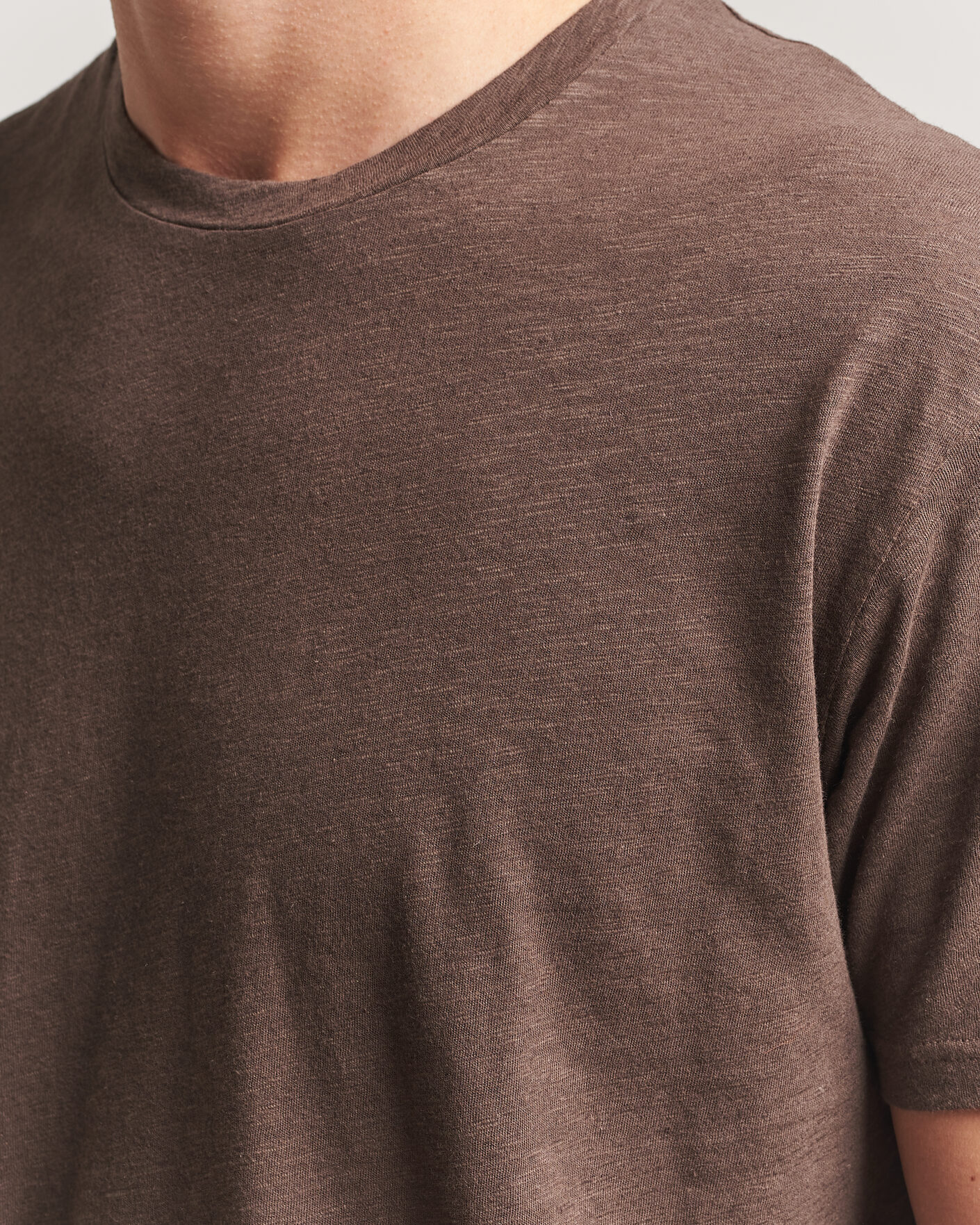 Herre | T-Shirts | Sunspel | Pima Cotton/Linen T-Shirt Dark Walnut