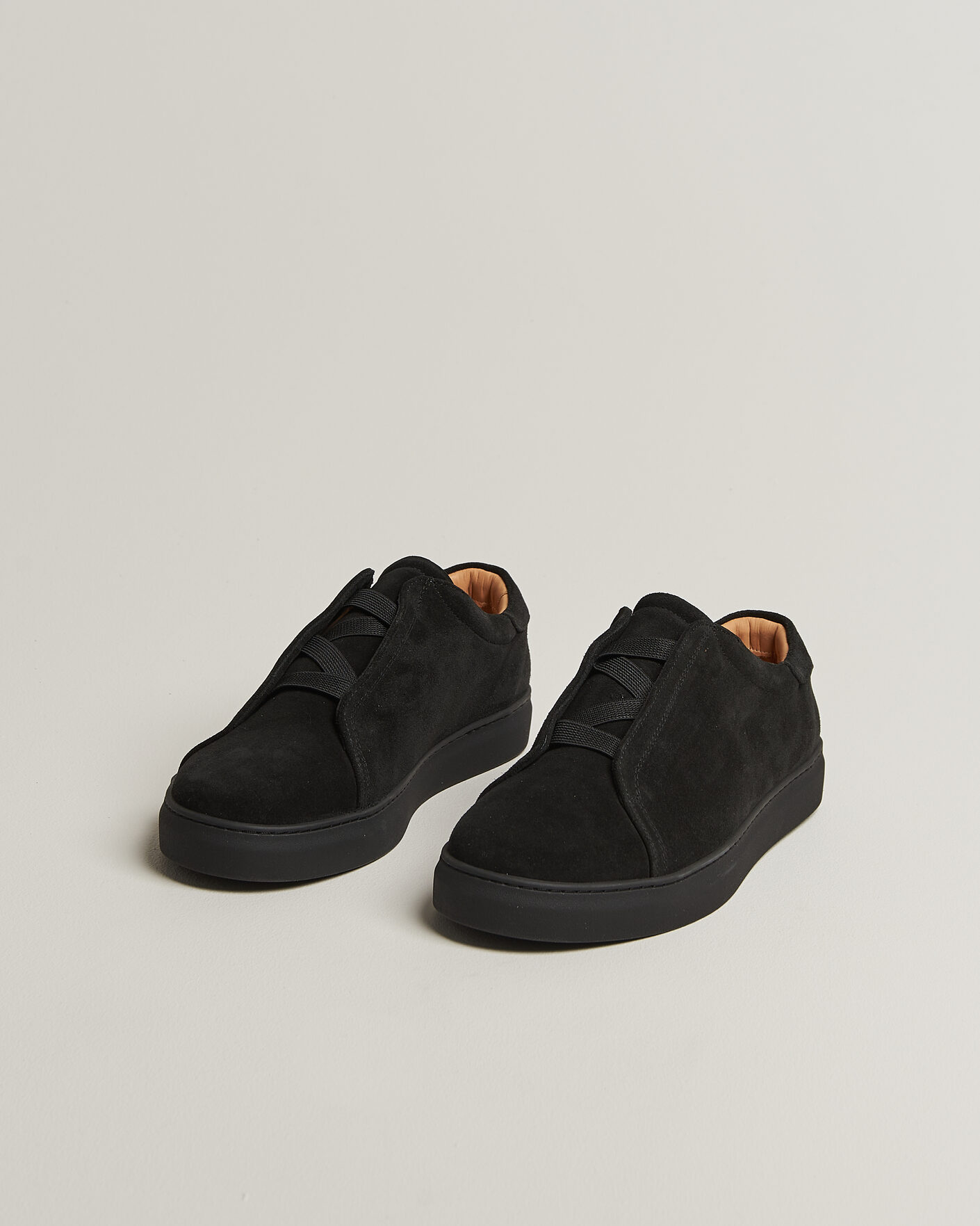 Herre | Sneakers | Myrqvist | Alnö Monochrome II Sneakers Black Suede