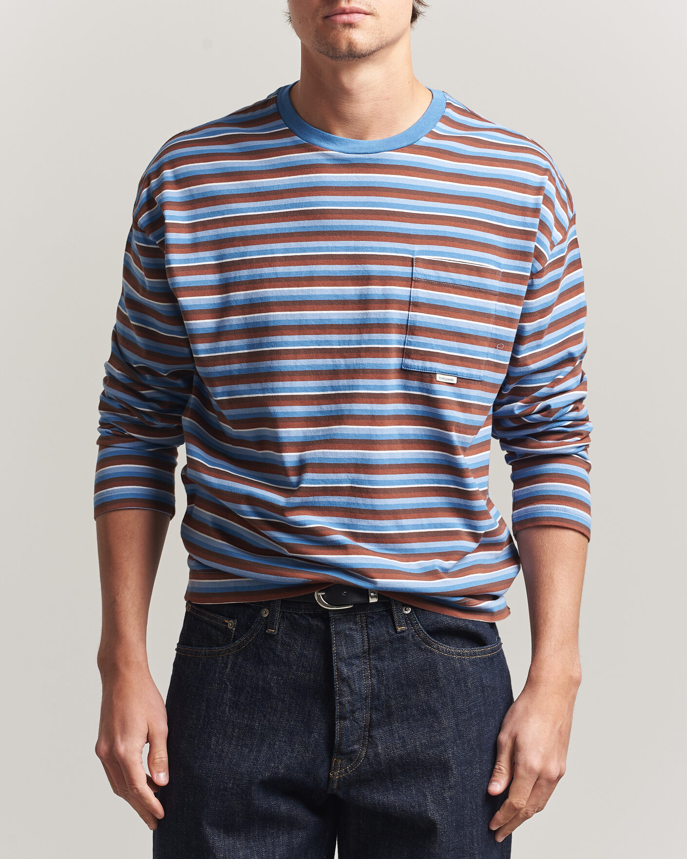 Herre | T-Shirts | Sunflower | Long Sleeve Pocket Tee Blue Stripe