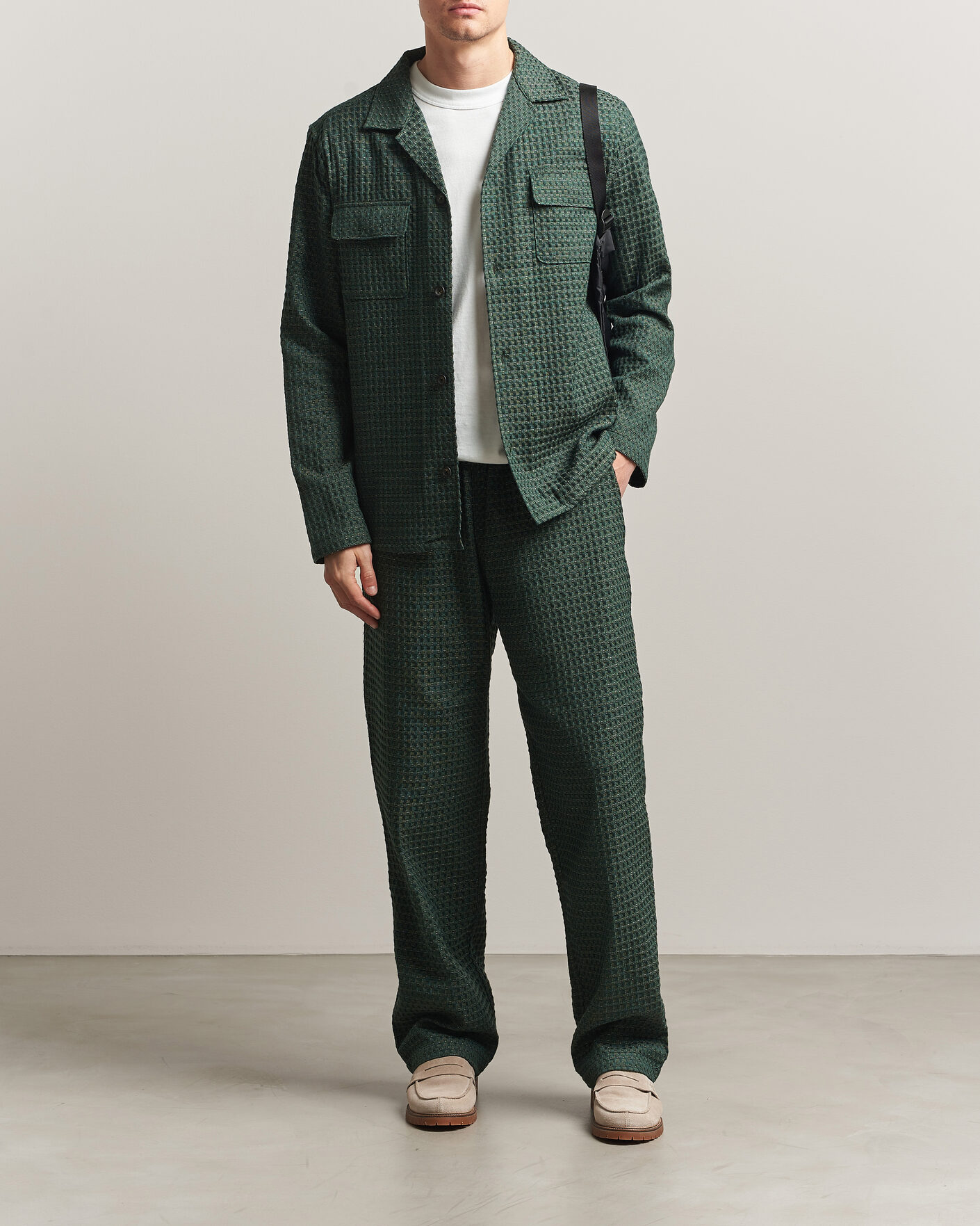 Herre | Skjorter | LES DEUX | Check Seersucker Overshirt Pine Green