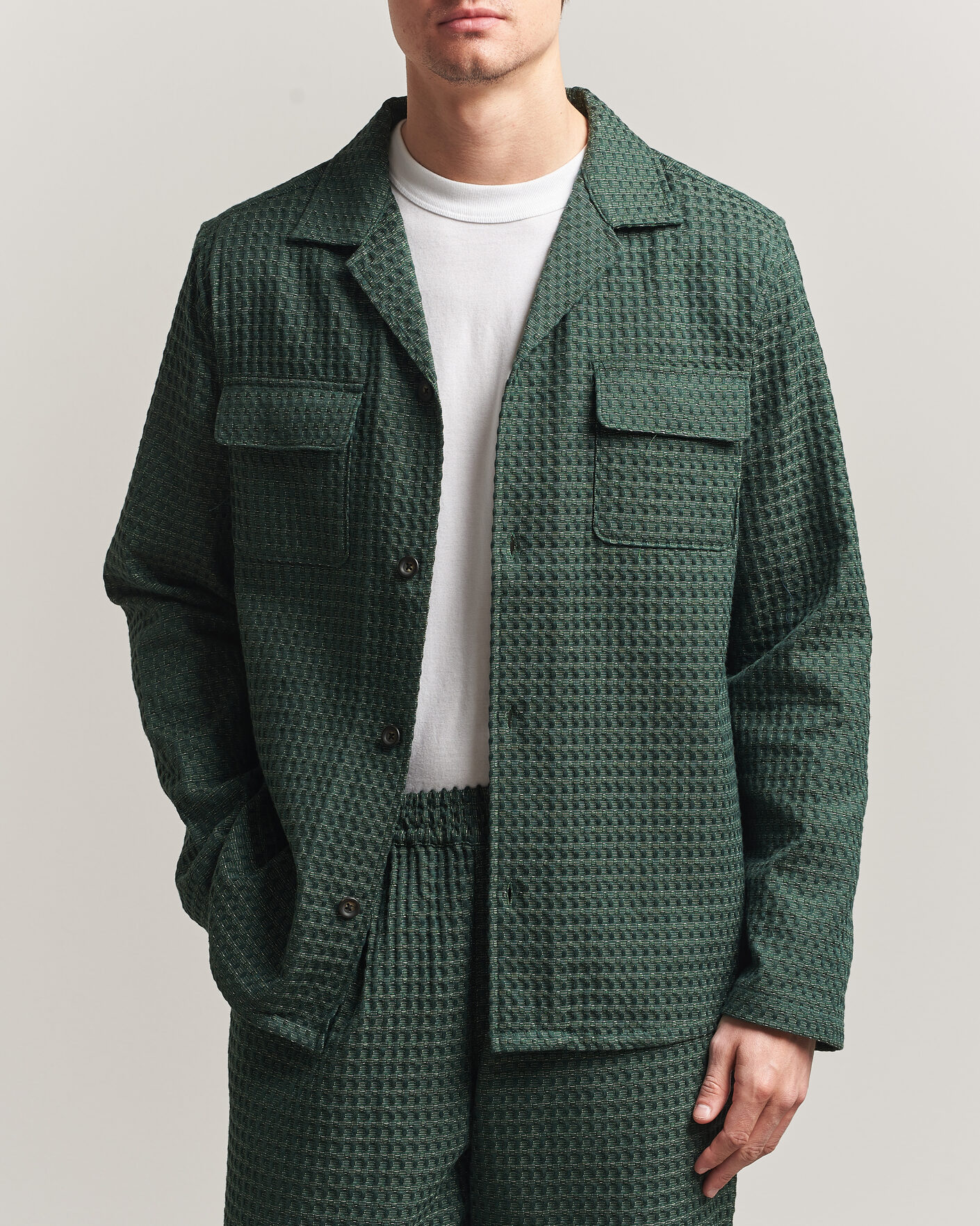 Herre | Skjorter | LES DEUX | Check Seersucker Overshirt Pine Green
