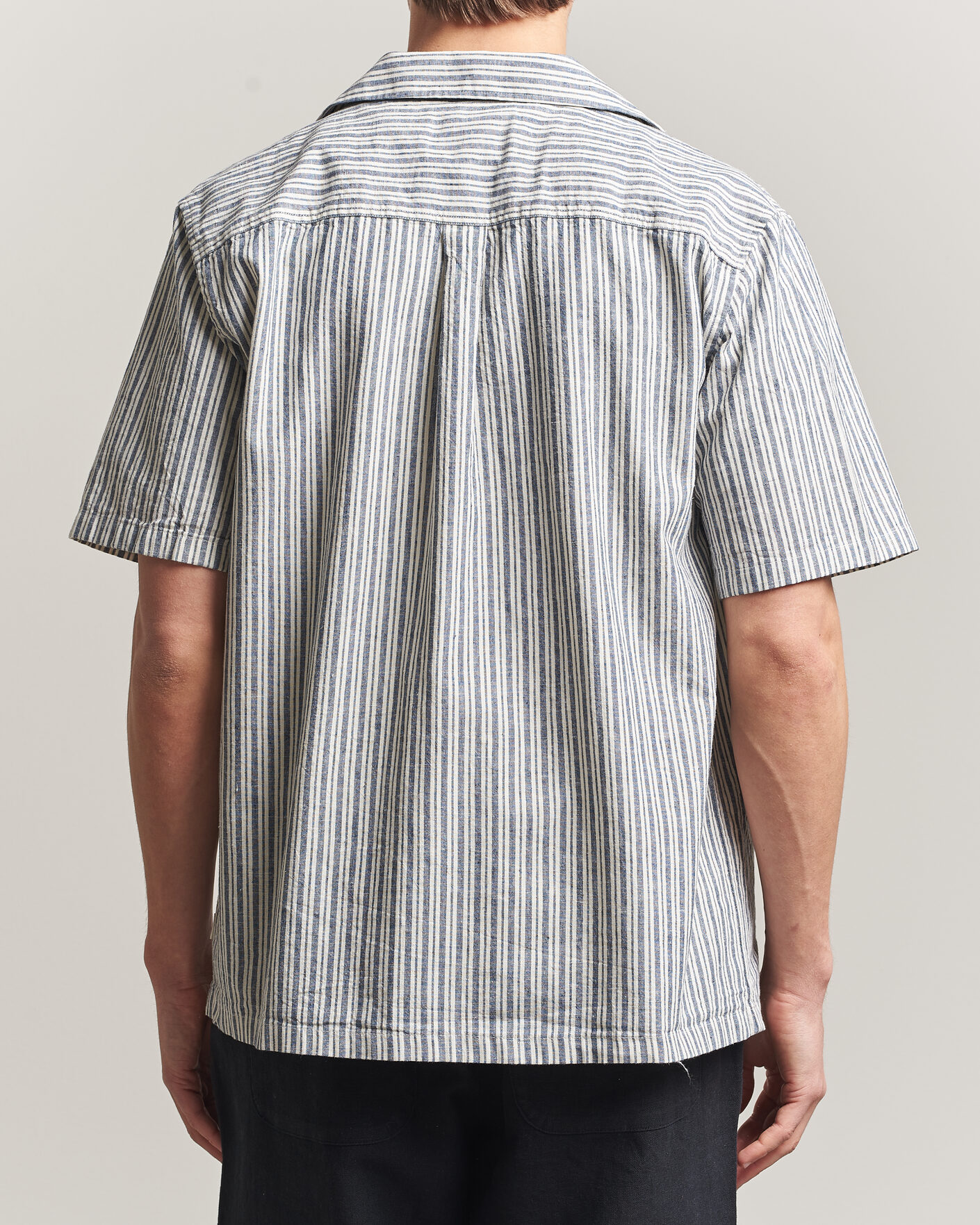 Herre | Skjorter | LES DEUX | Stripe Cotton/Linen Short Sleeve Shirt Dark Blue