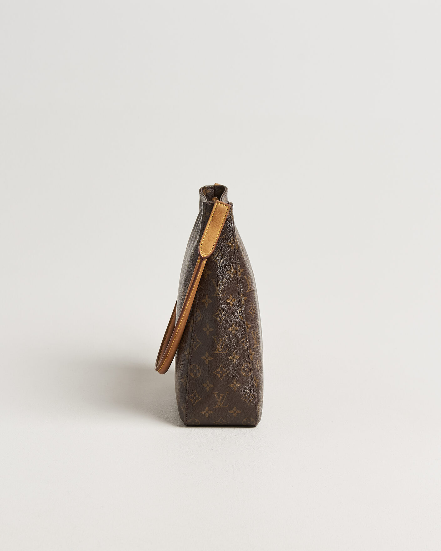 Herre | Pre-Owned & Vintage Bags | Louis Vuitton Pre-Owned | Looping Handbag GM Monogram
