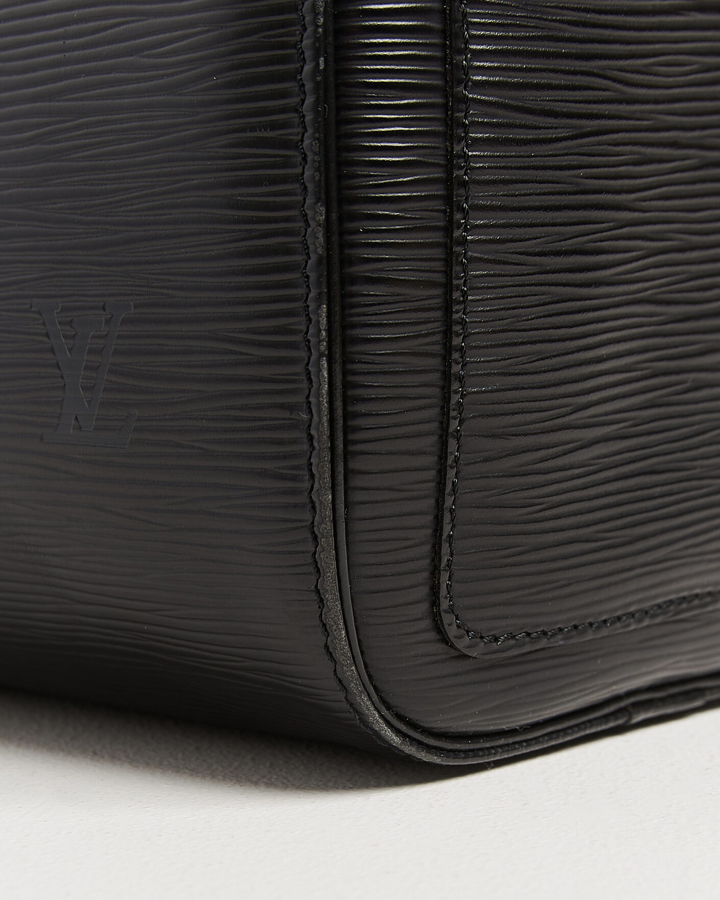 Herre | Pre-Owned & Vintage Bags | Louis Vuitton Pre-Owned | Speedy Epi Leather 25 Black