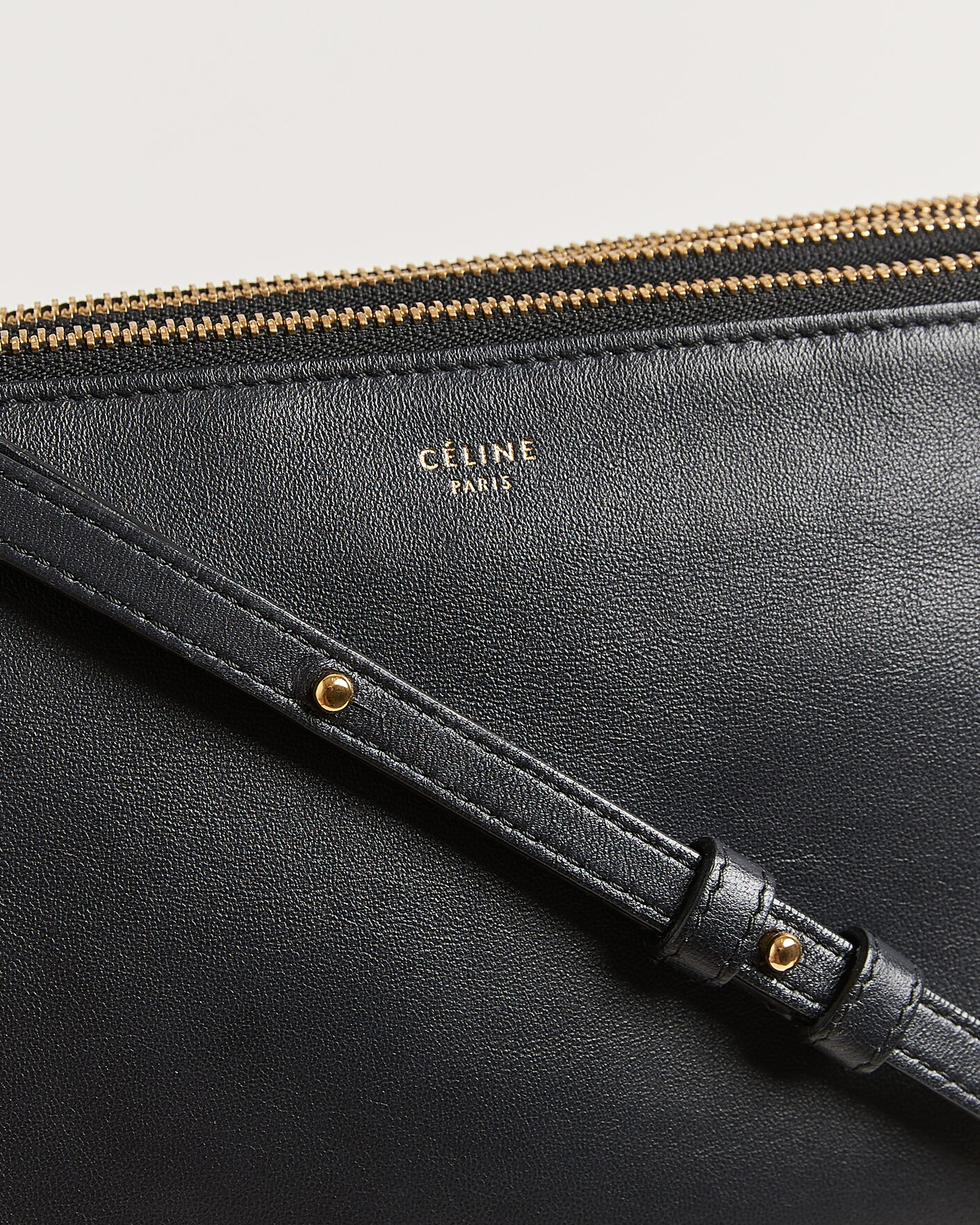 Herre | Pre-Owned & Vintage Bags | Celine Pre-Owned | Trio Bag Small Leather Black