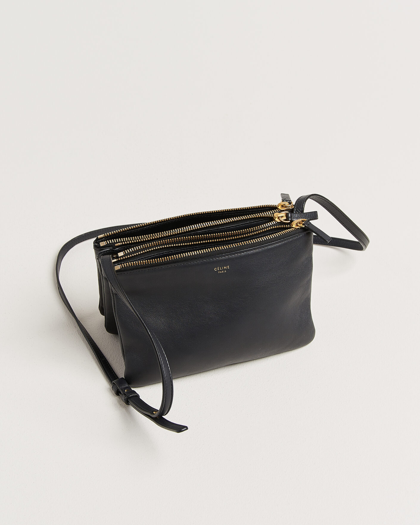 Herre | Pre-Owned & Vintage Bags | Celine Pre-Owned | Trio Bag Small Leather Black