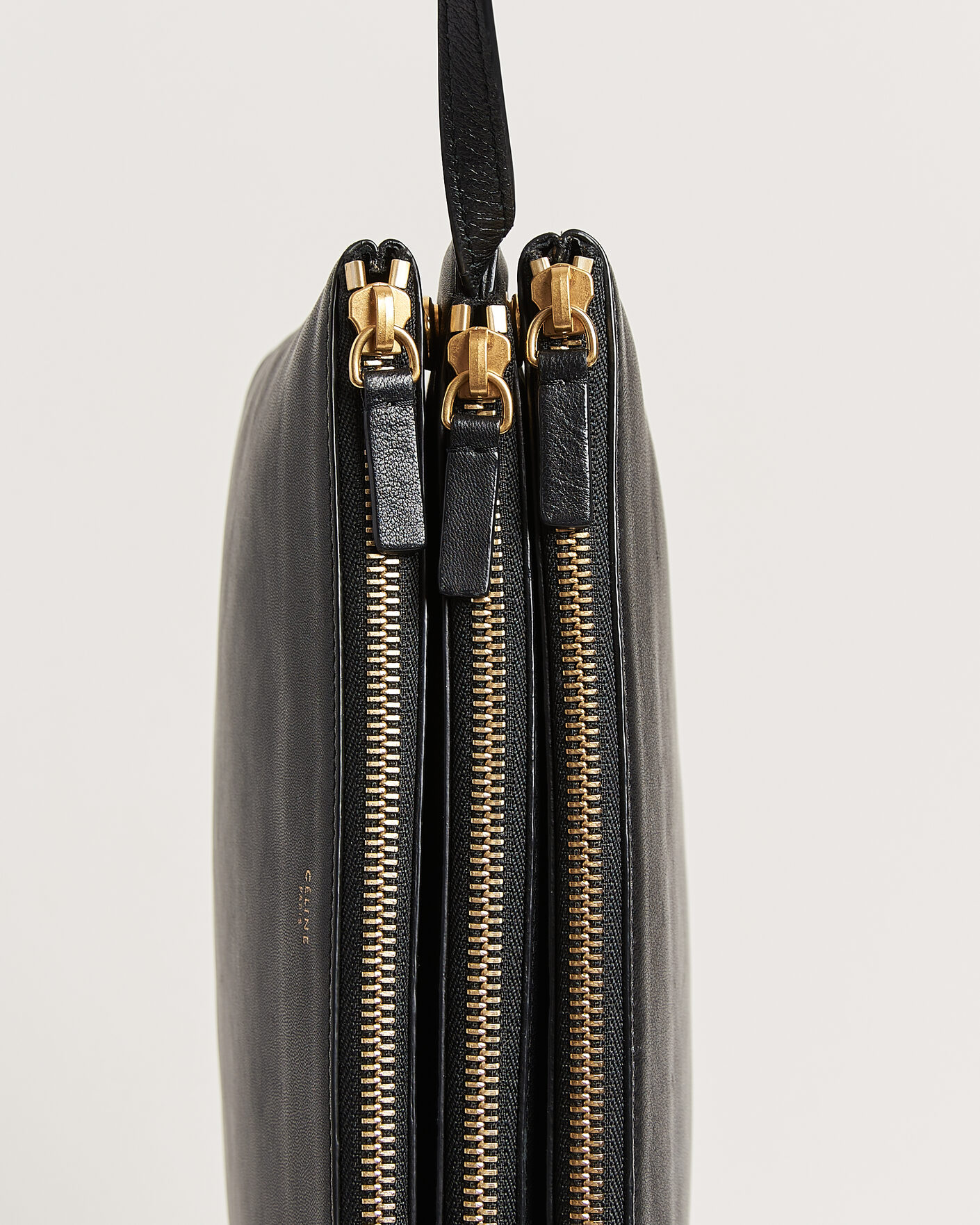 Herre | Pre-Owned & Vintage Bags | Celine Pre-Owned | Trio Bag Medium Leather Black