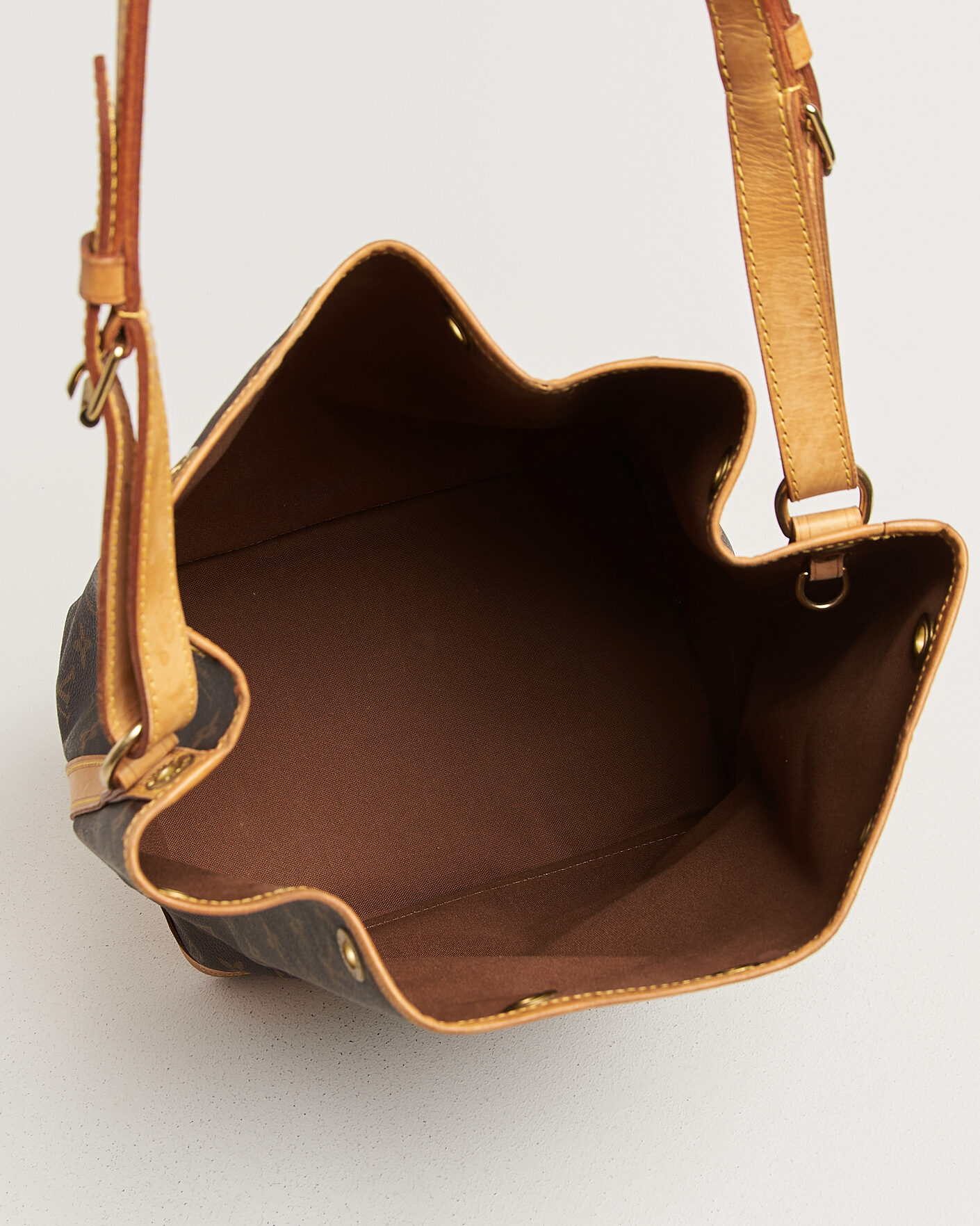 Herre | Pre-Owned & Vintage Bags | Louis Vuitton Pre-Owned | Noé Monogram
