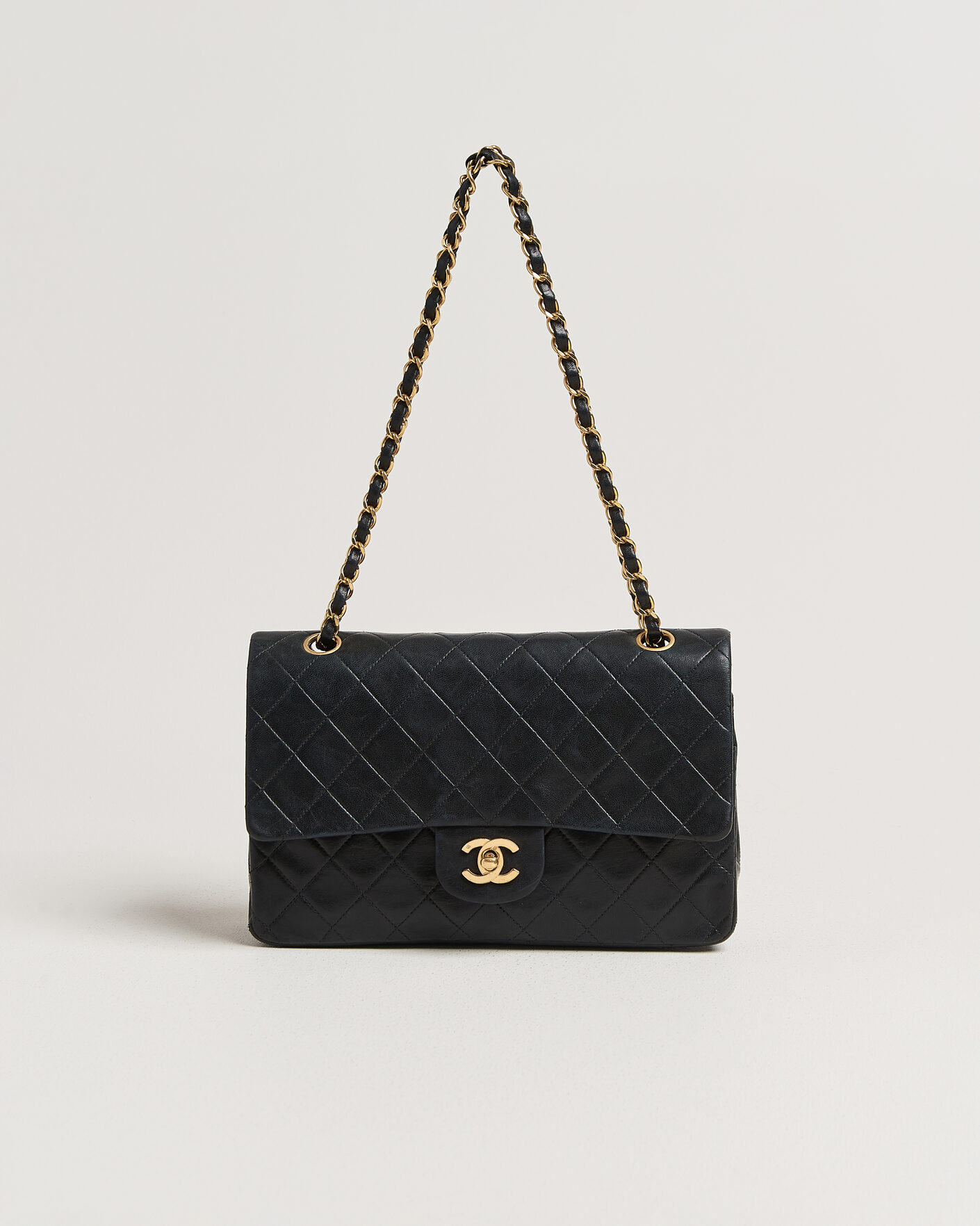 Herre | Chanel Pre-Owned Classic Medium Double Flap Bag Black | Chanel Pre-Owned | Classic Medium Double Flap Bag Black