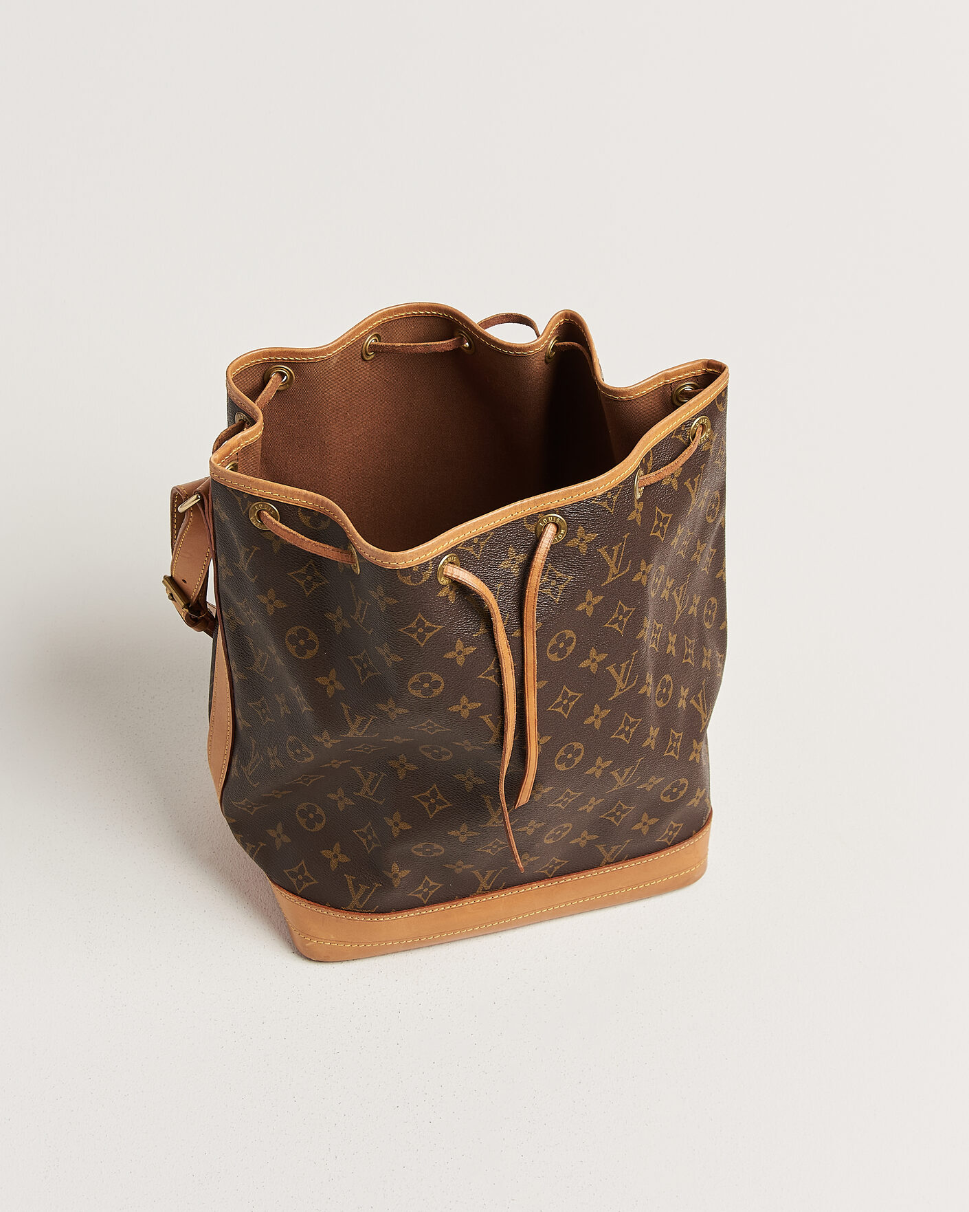 Herre | Pre-Owned & Vintage Bags | Louis Vuitton Pre-Owned | Noé Monogram