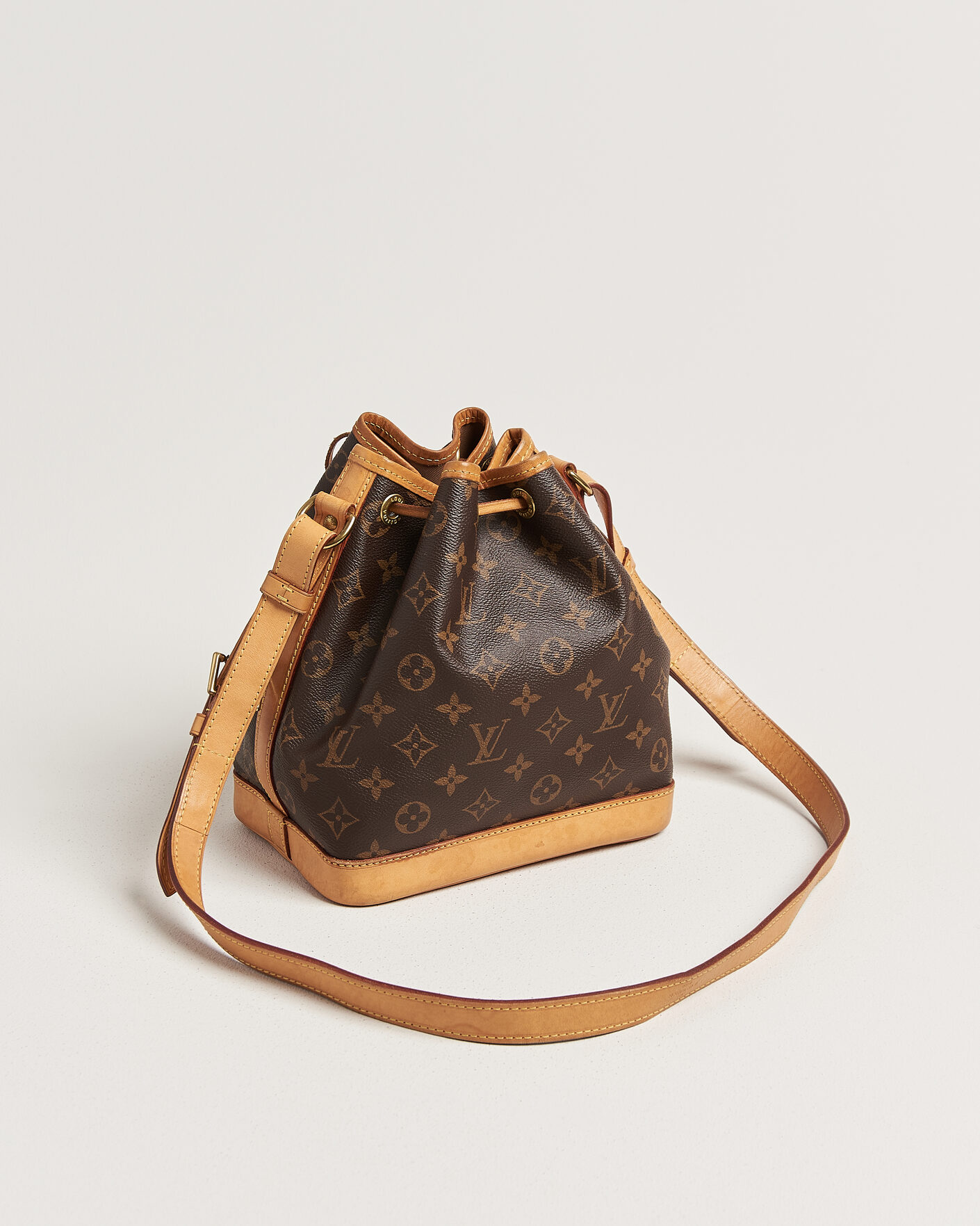 Herre | Pre-Owned & Vintage Bags | Louis Vuitton Pre-Owned | Noé BB Monogram