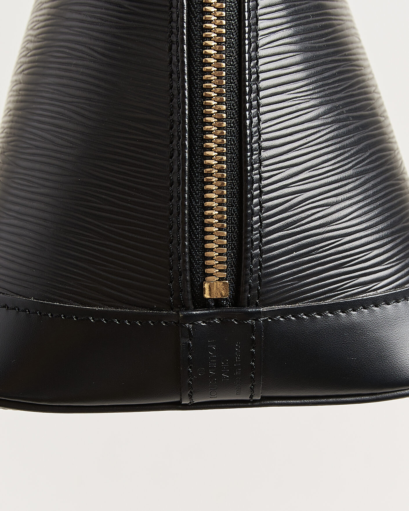Herre | Pre-Owned & Vintage Bags | Louis Vuitton Pre-Owned | Alma PM Bag Epi Leather Black