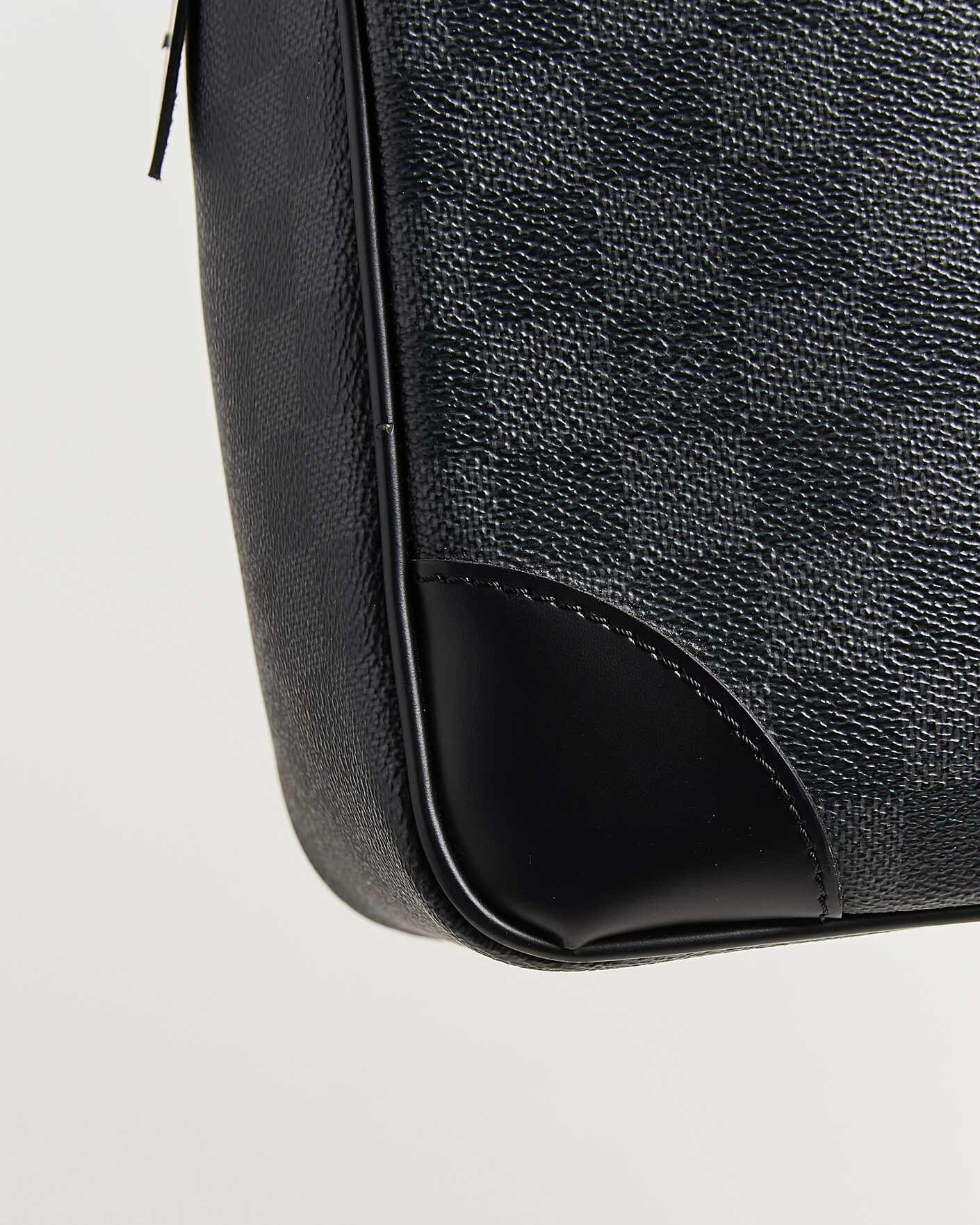 Herre | Pre-Owned & Vintage Bags | Louis Vuitton Pre-Owned | Porte Documents Voyage Damier Graphite