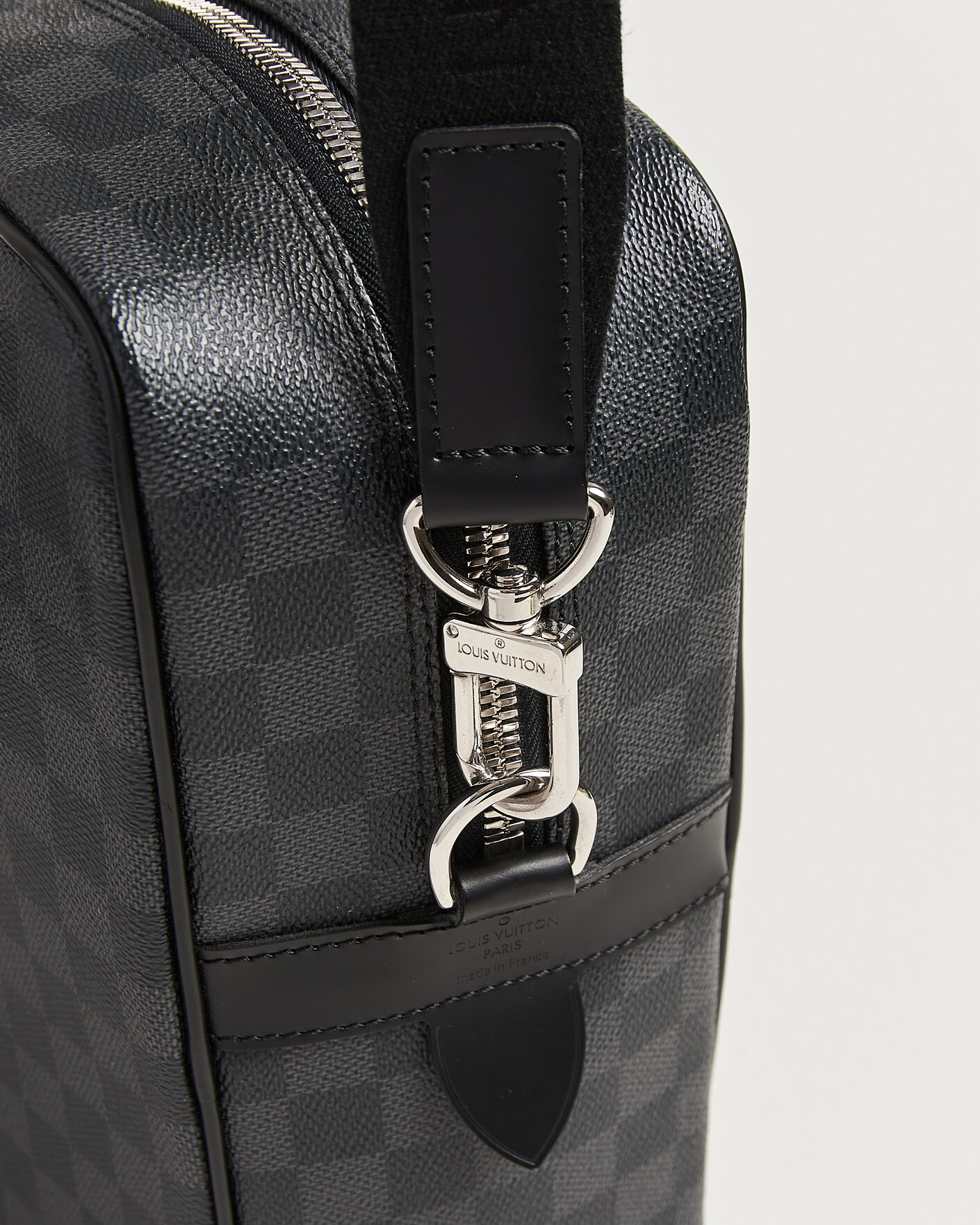 Herre | Pre-Owned & Vintage Bags | Louis Vuitton Pre-Owned | Porte Documents Voyage Damier Graphite