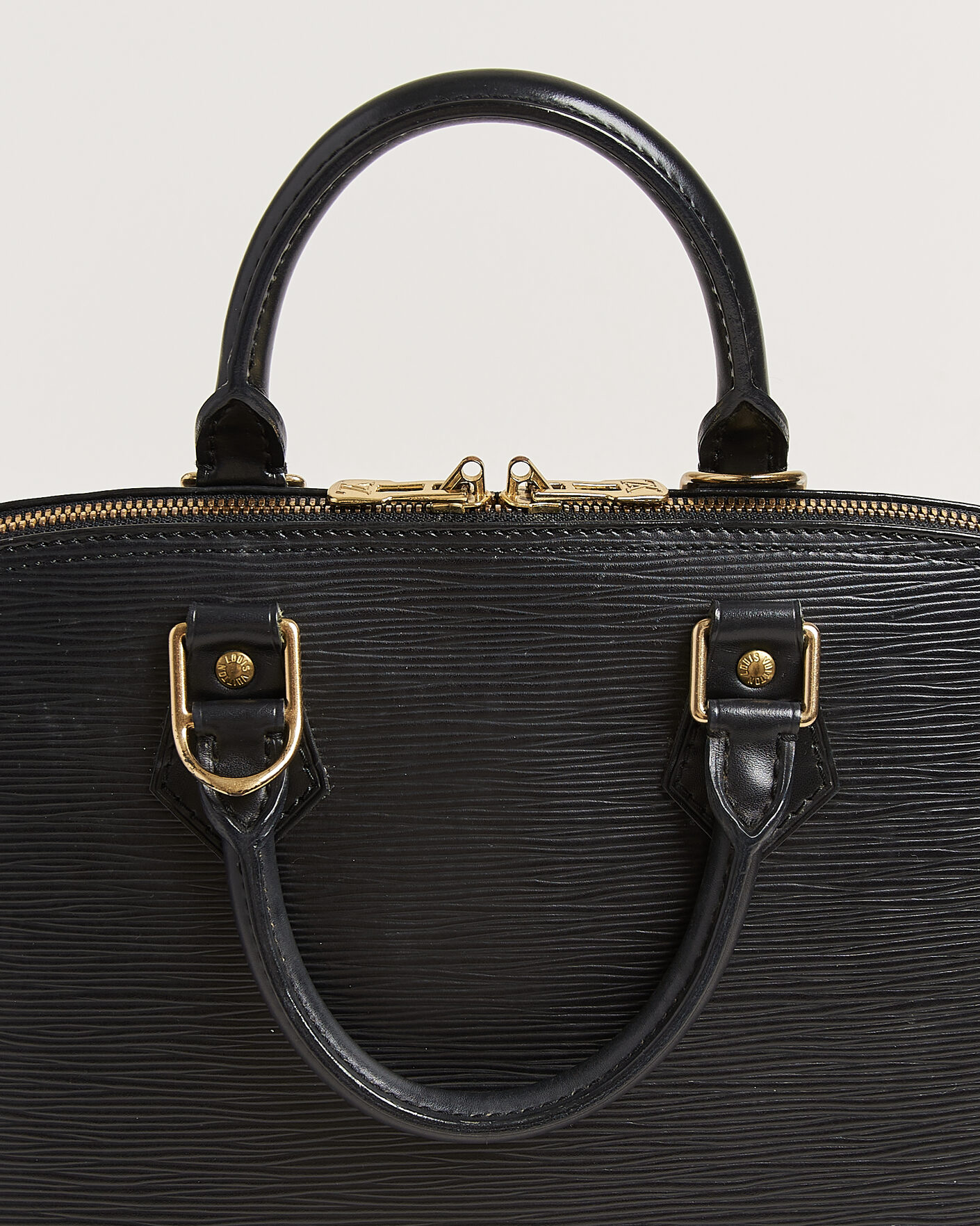 Herre | Pre-Owned & Vintage Bags | Louis Vuitton Pre-Owned | Alma PM Bag Epi Leather Black