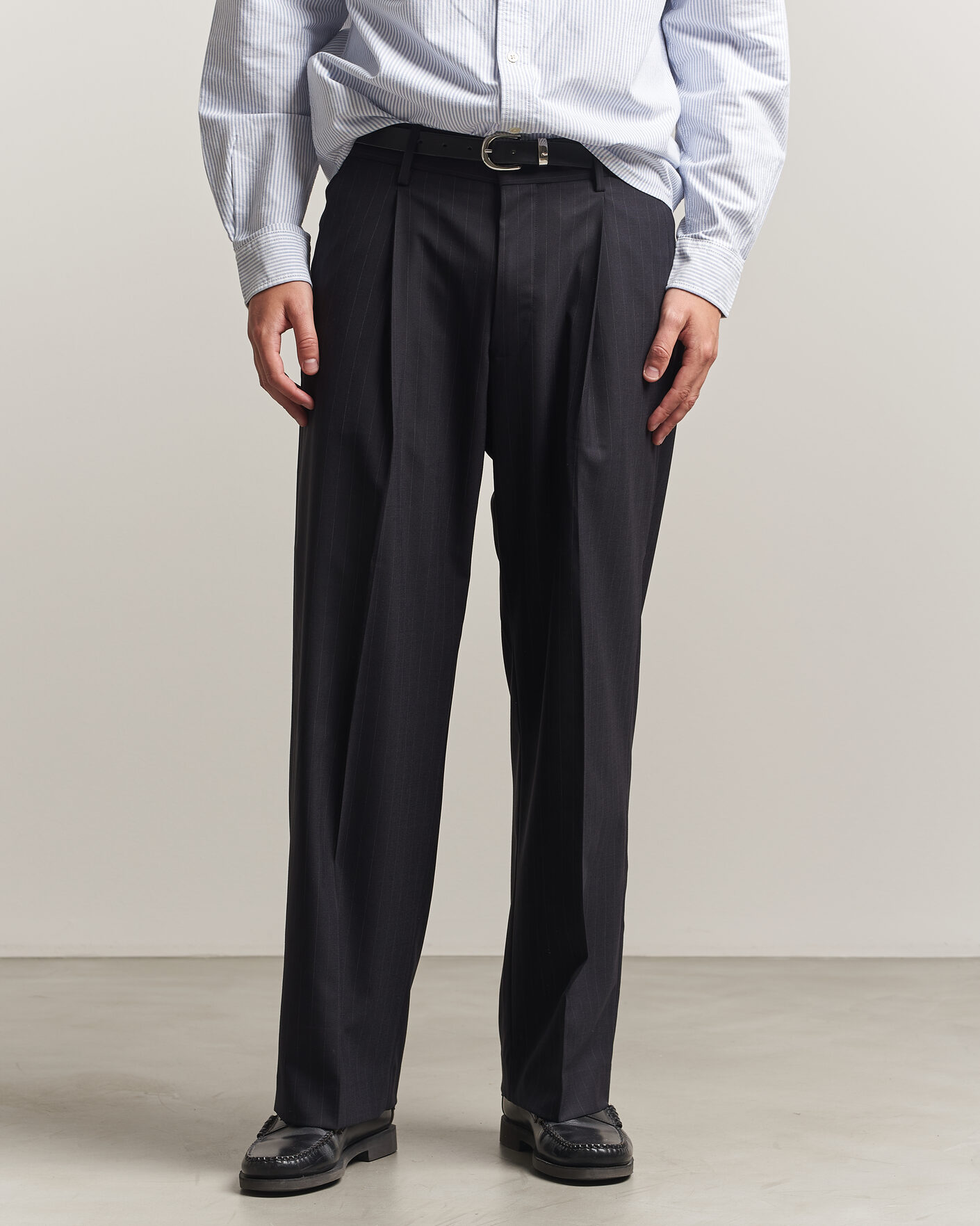 Herre | Bukser | NN07 | Kay Pinstriped Pleated Trousers Navy Blue