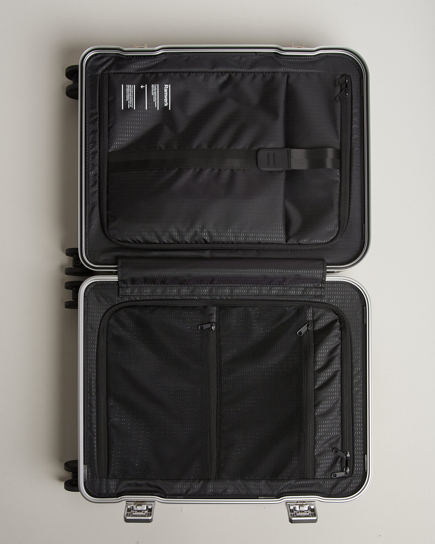 Herre | Vesker | DB | Ramverk Pro Carry On Silver/Black