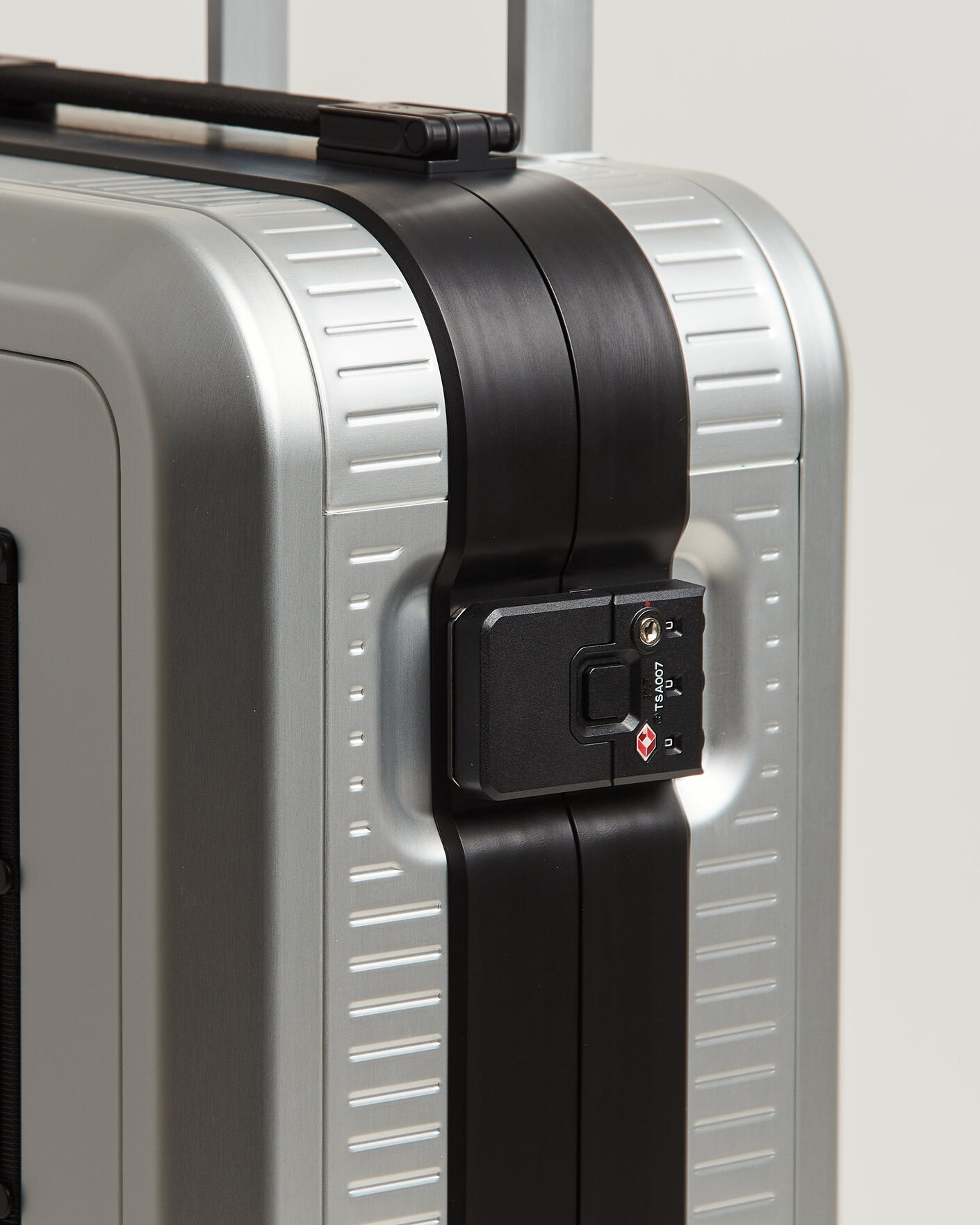 Herre | DB Ramverk Alu Pro Carry On Silver/Onyx | DB | Ramverk Alu Pro Carry On Silver/Onyx