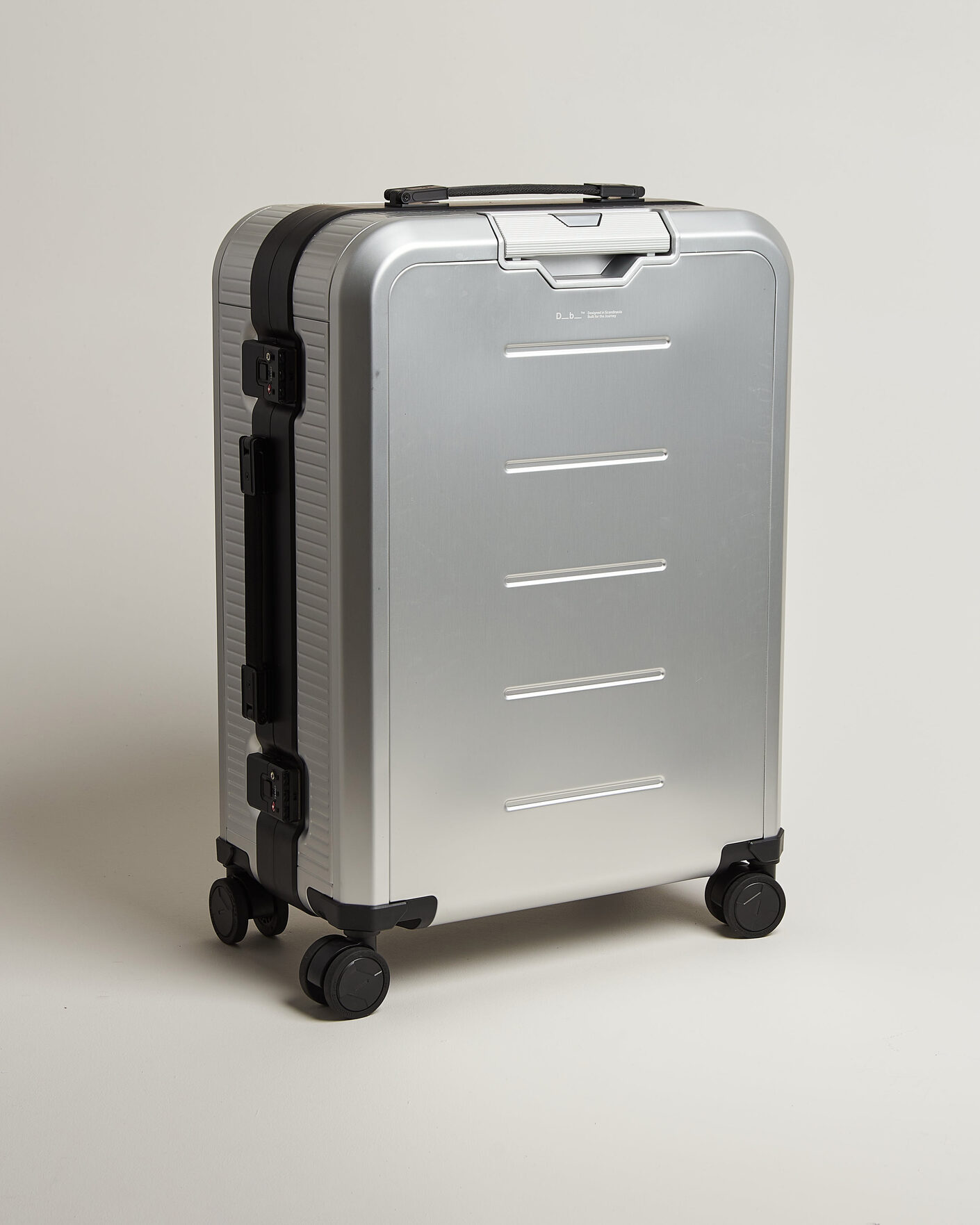 Herre | Vesker | DB | Ramverk Alu Pro Check-In Luggage Medium Silver/Onyx