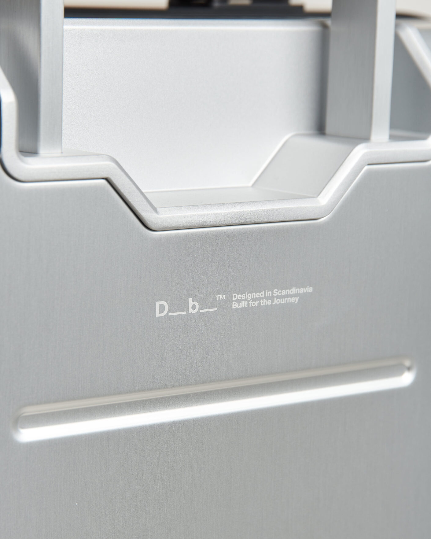 Herre | Vesker | DB | Ramverk Alu Pro Check-In Luggage Large Silver/Onyx