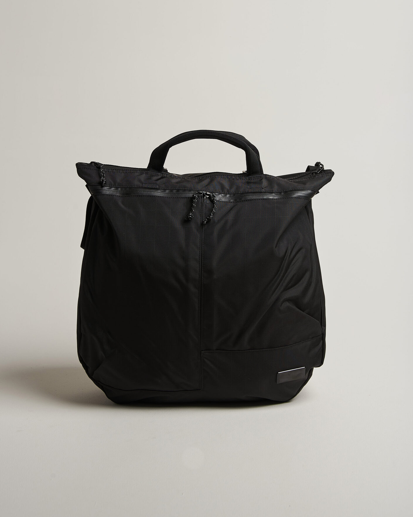 Herre | DB Utility Tote 32L Black Out | DB | Utility Tote 32L Black Out