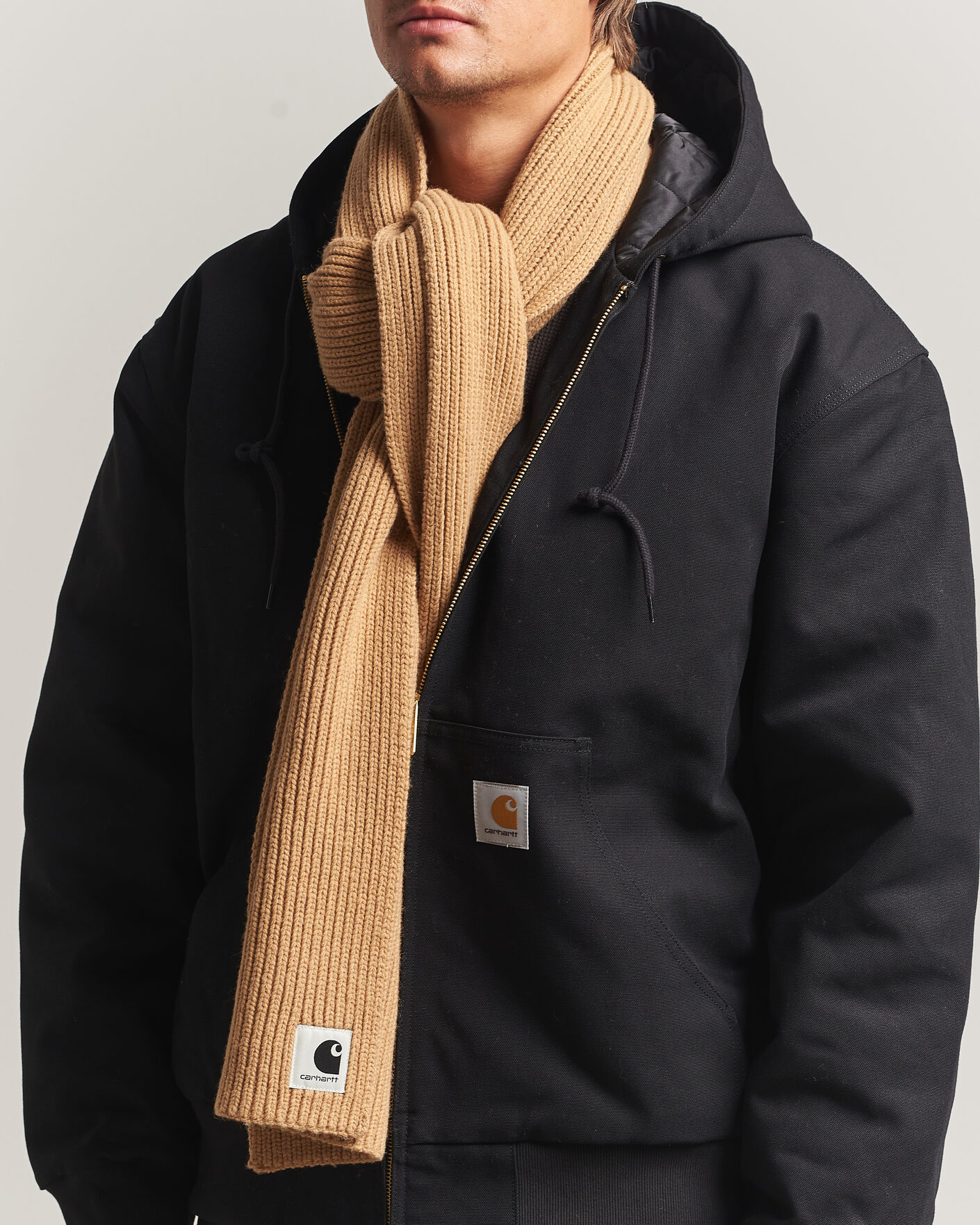 Herre | Skjerf | Carhartt WIP | Mira Wool Scarf Dusty Hamilton