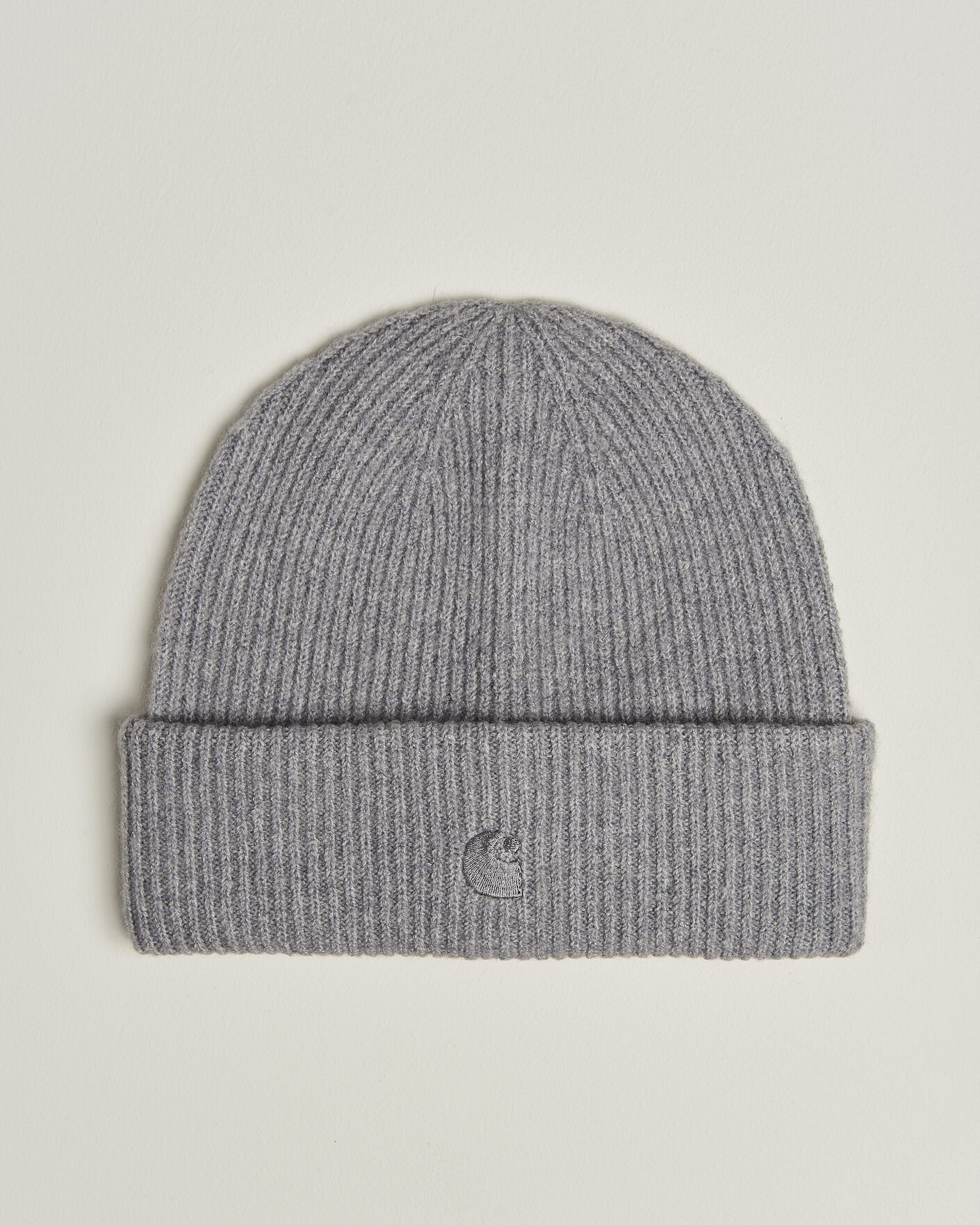 Herre | Luer | Carhartt WIP | Curtis Tonal Logo Beanie Shady Grey