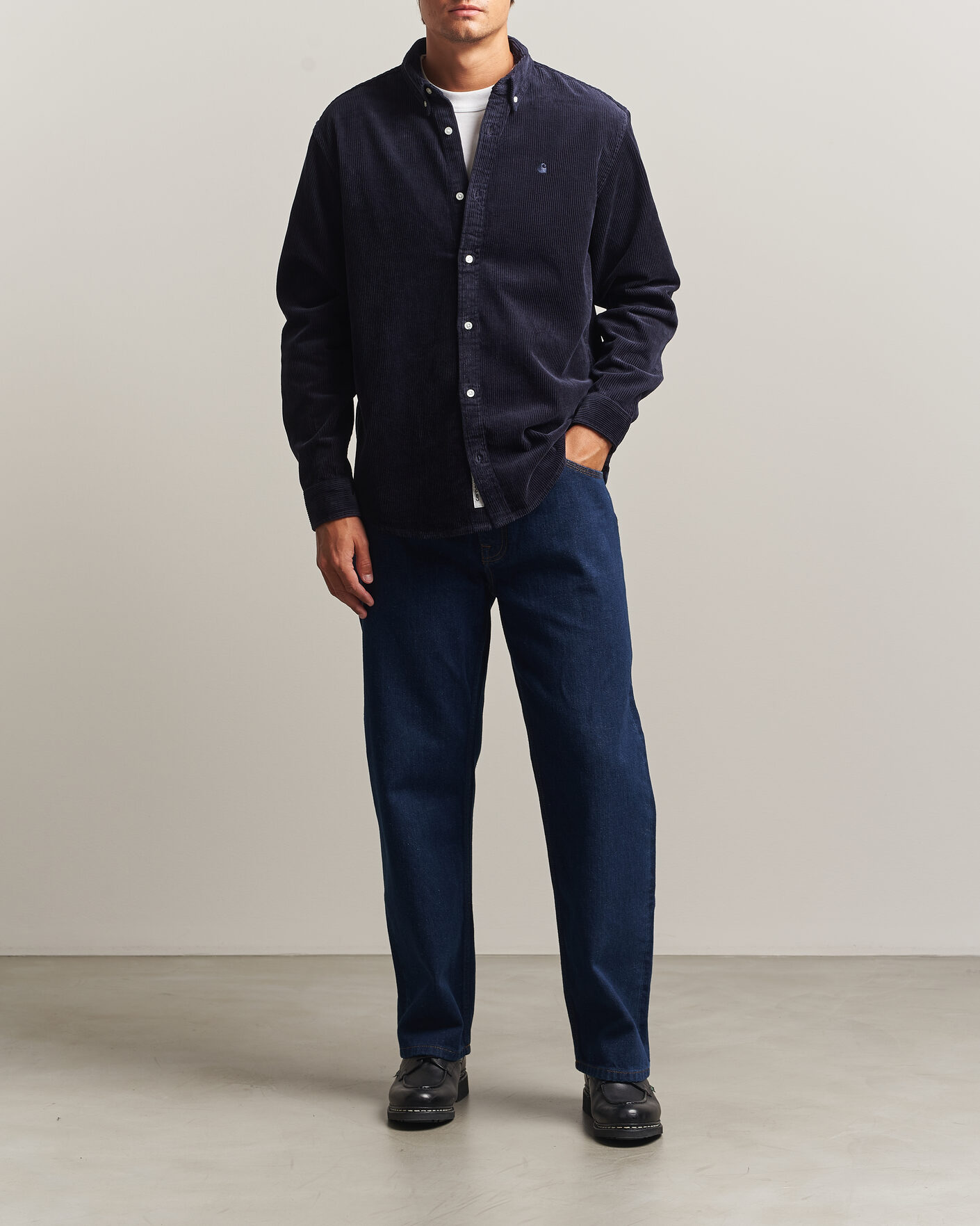 Herre | Skjorter | Carhartt WIP | Madison Cord Shirt Dark Navy