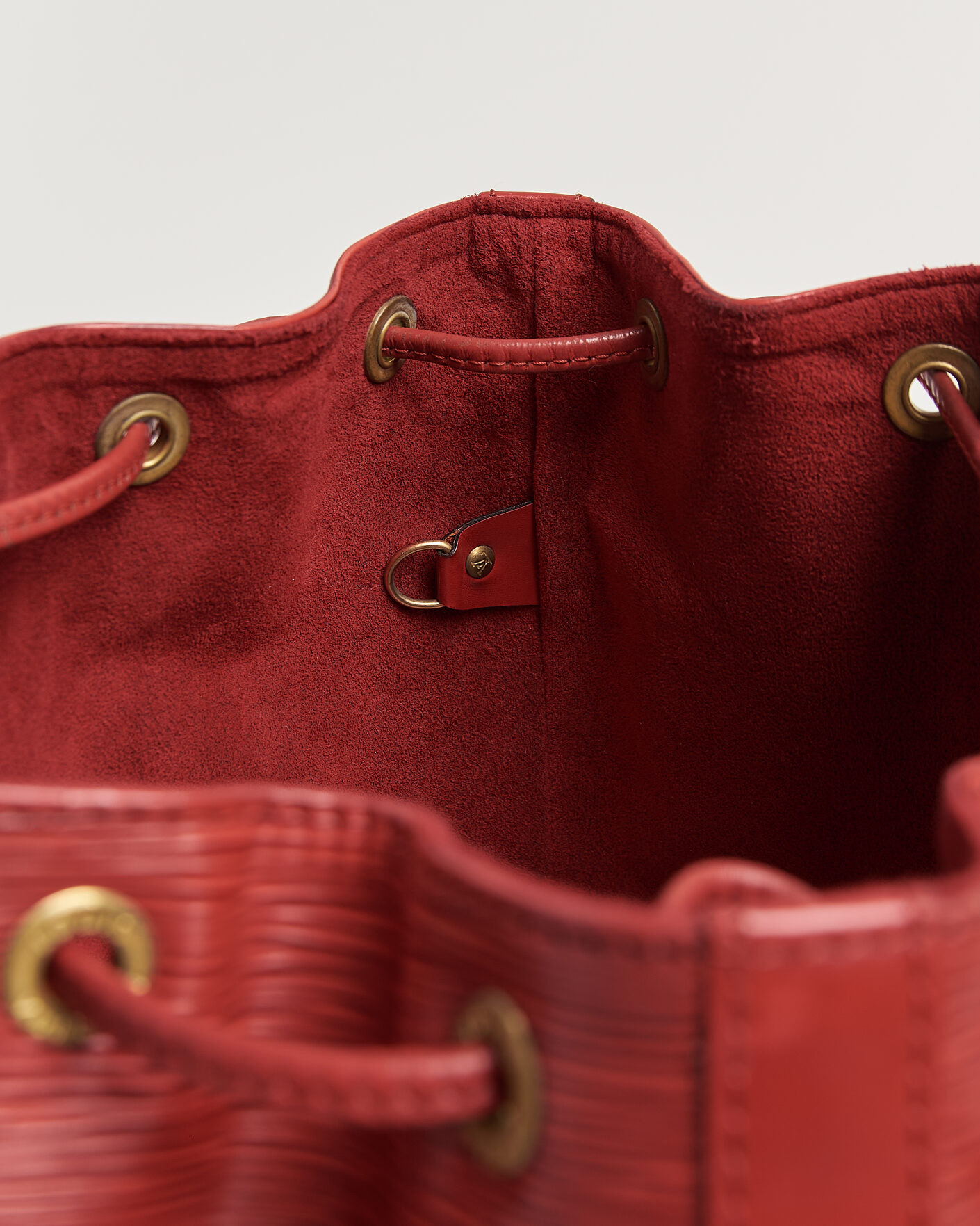 Herre | Pre-Owned & Vintage Bags | Louis Vuitton Pre-Owned | Petit Noé Epi Leather Red