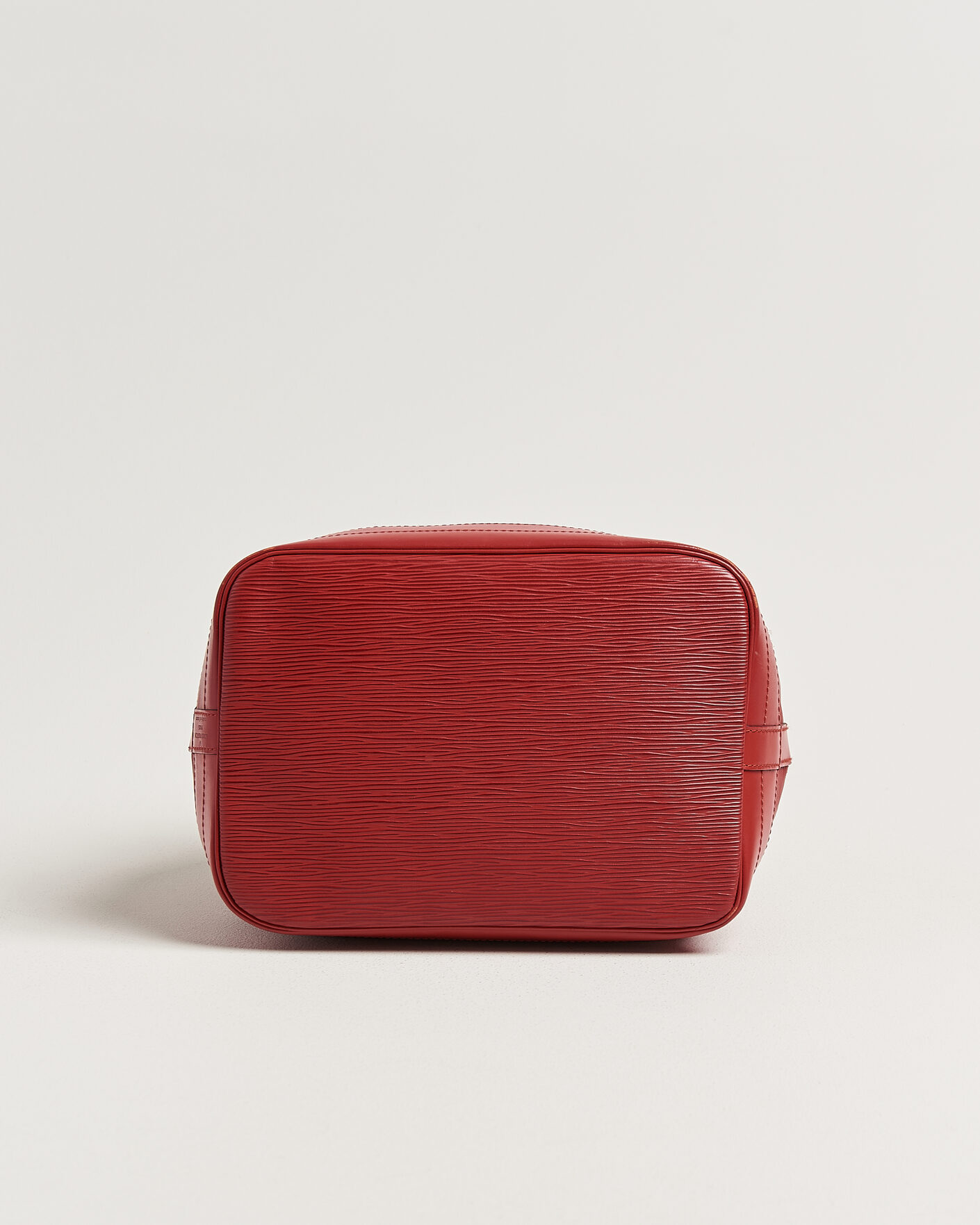 Herre | Pre-Owned & Vintage Bags | Louis Vuitton Pre-Owned | Noé Epi Leather Red