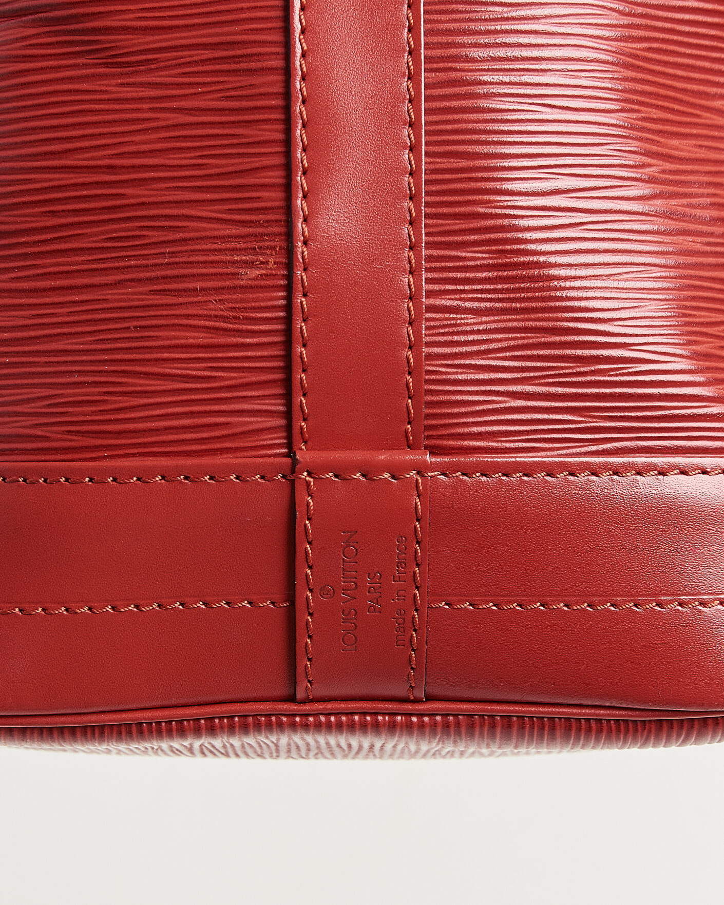 Herre | Pre-Owned & Vintage Bags | Louis Vuitton Pre-Owned | Noé Epi Leather Red