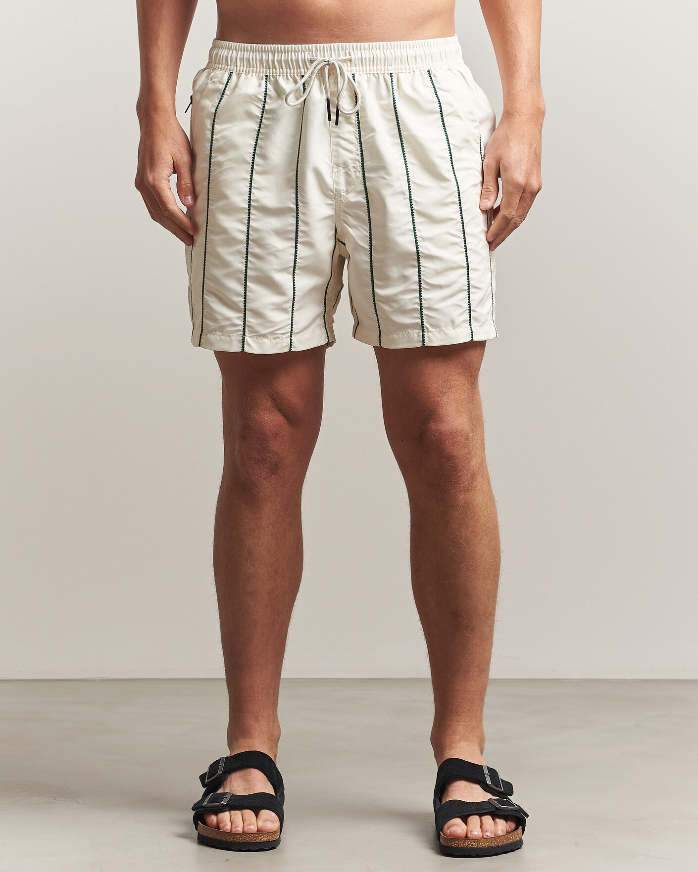 Herre | Badeshorts | OAS | Granada Striped Swimshorts White/Green