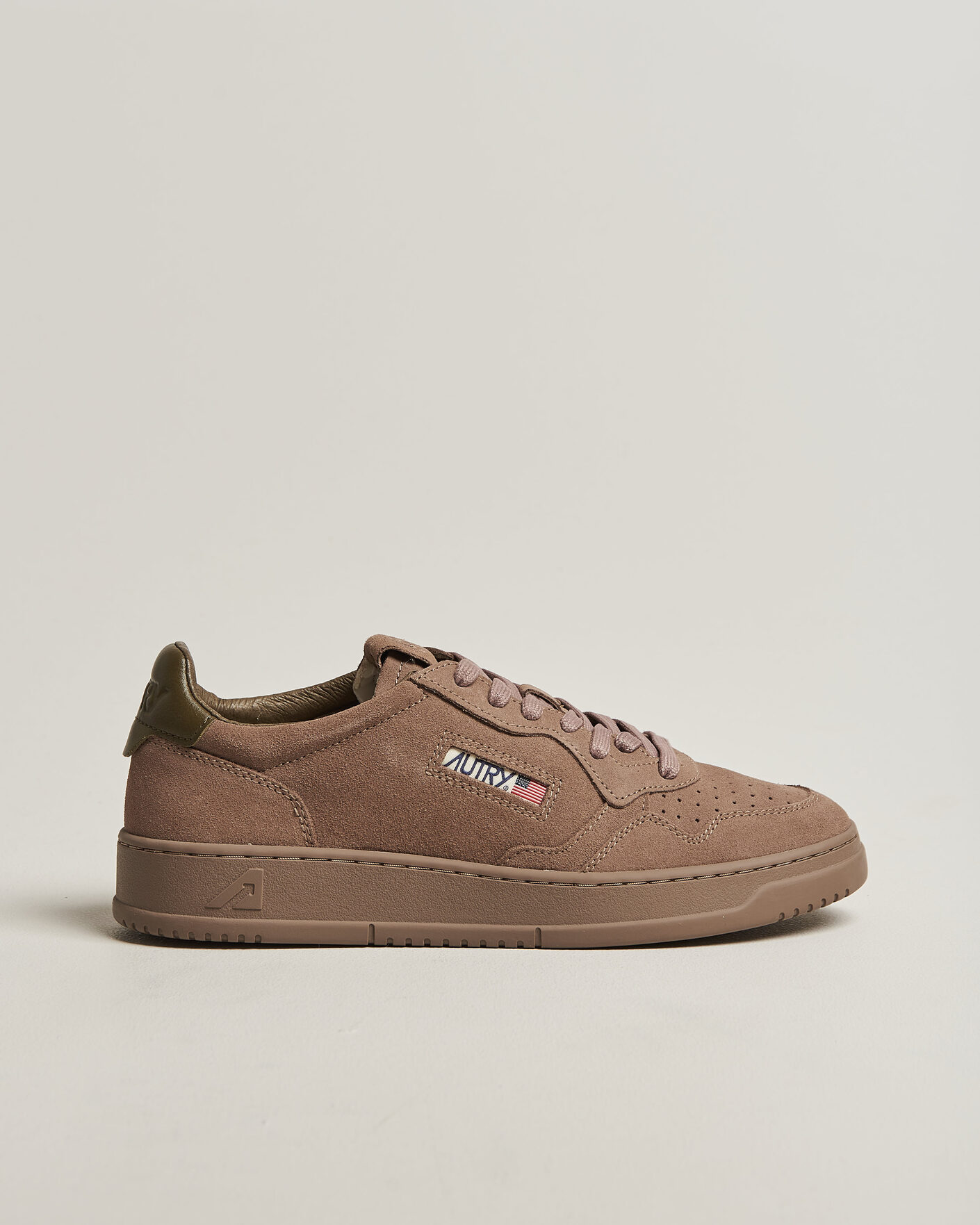 Herre | Sneakers | Autry | Medalist Low Suede Sneaker Antilope