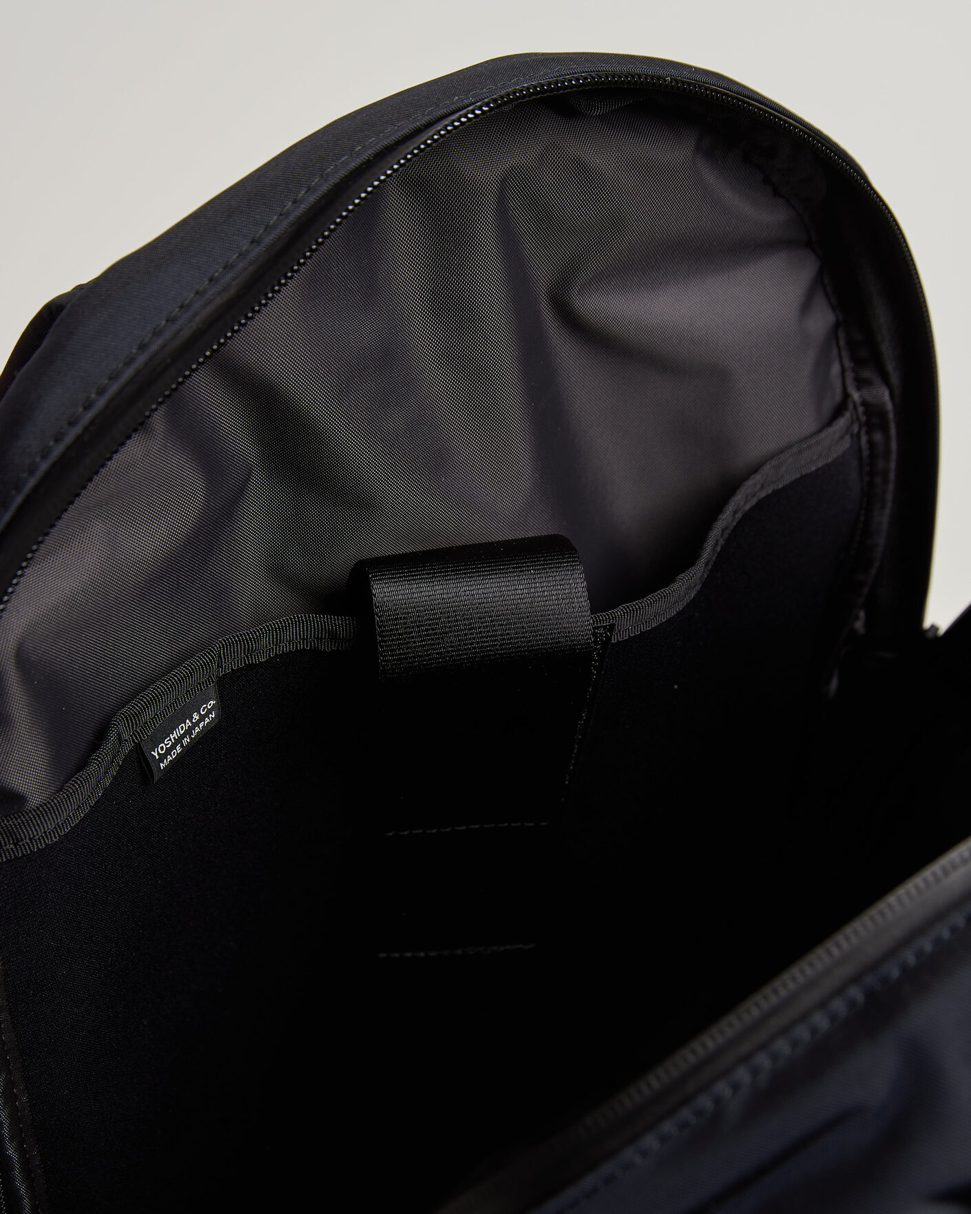 Herre | Vesker | Porter-Yoshida & Co. | View Daypack Navy