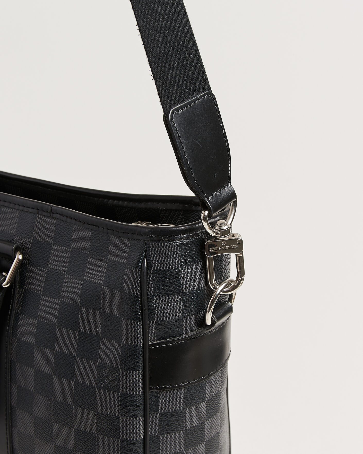 Herre | Pre-Owned & Vintage Bags | Louis Vuitton Pre-Owned | Tadao Tote Bag Damier Graphite