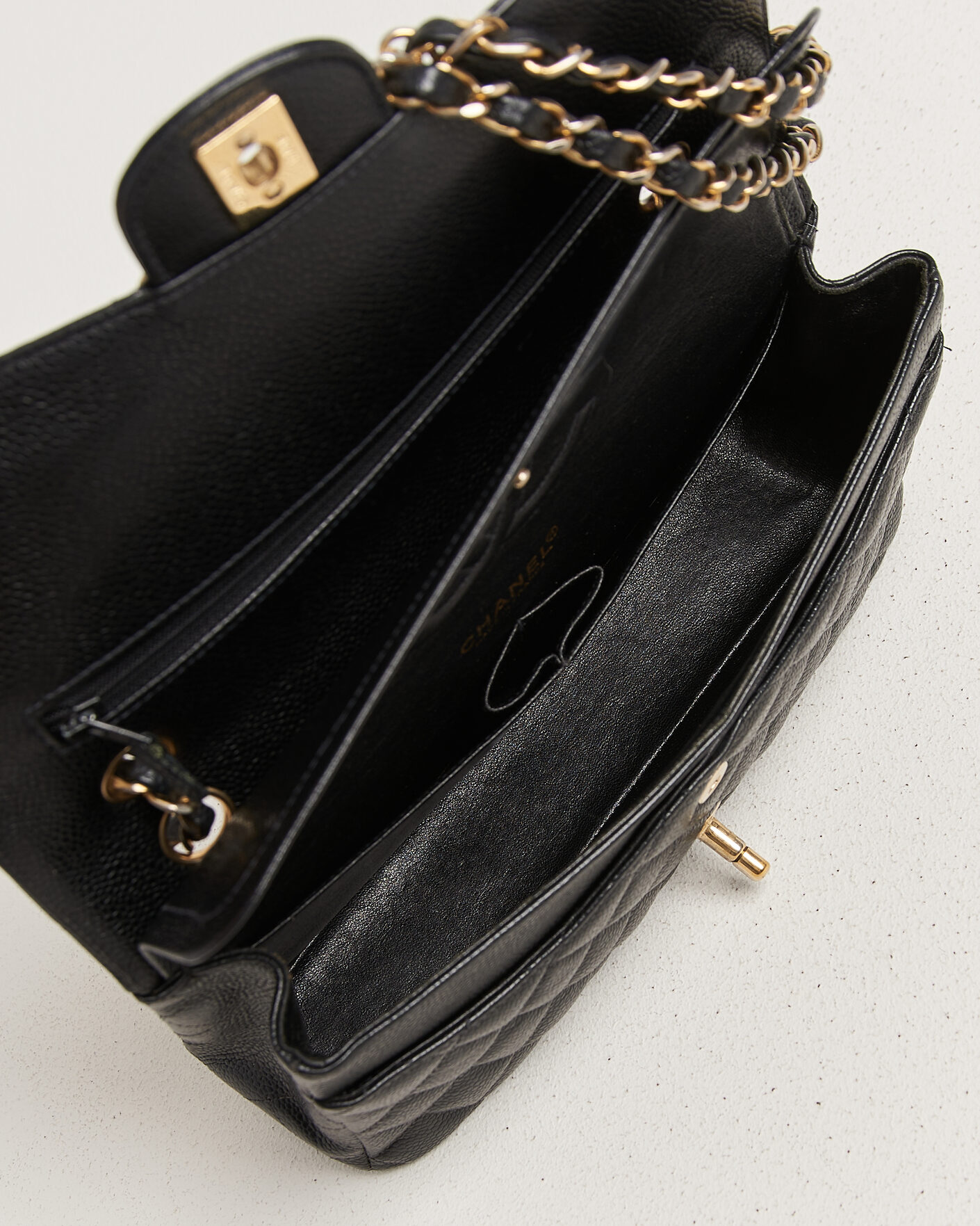 Herre | Chanel Pre-Owned Classic Medium Double Flap Bag Caviar Leather Black | Chanel Pre-Owned | Classic Medium Double Flap Bag Caviar Leather Black
