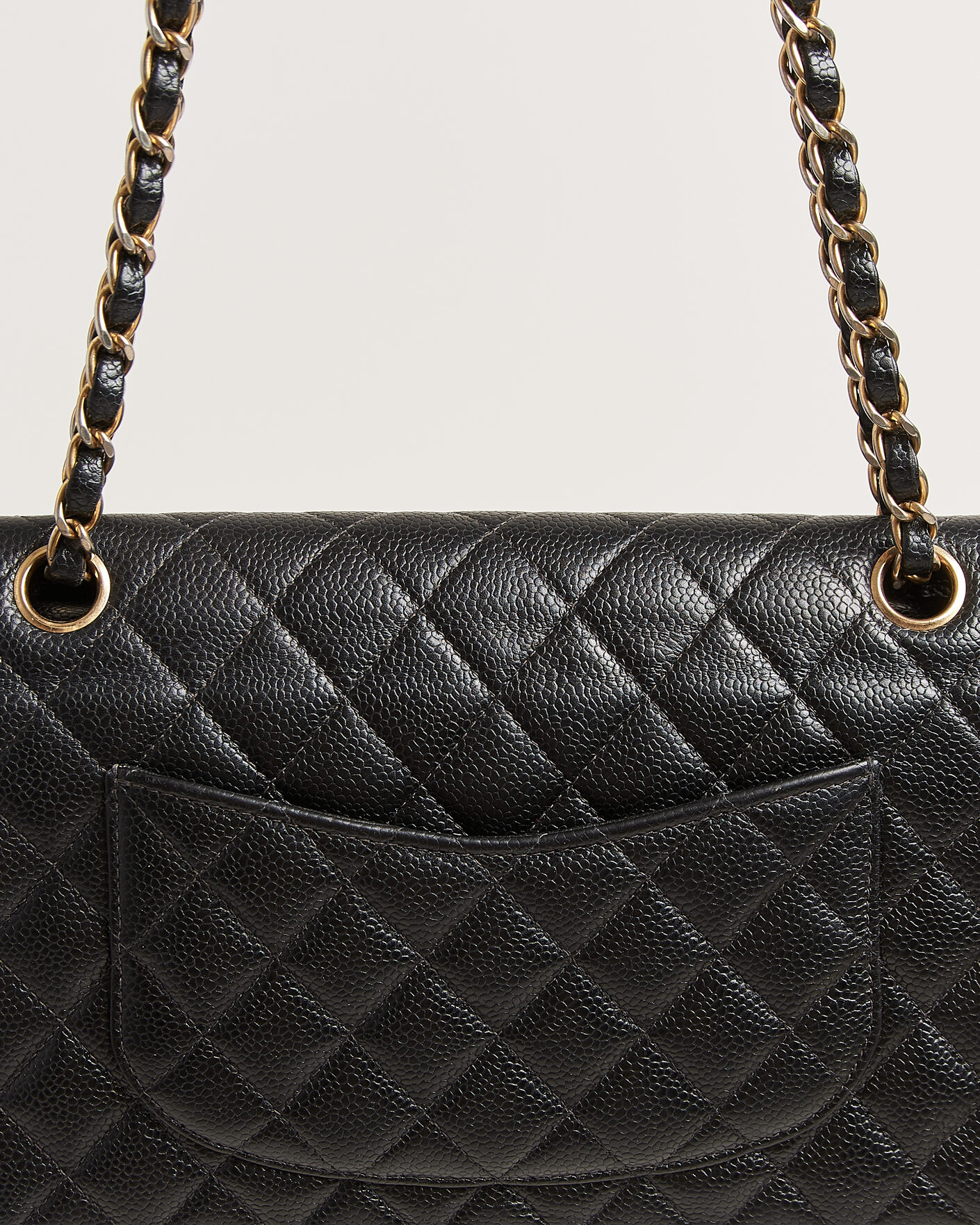 Herre | Pre-Owned & Vintage Bags | Chanel Pre-Owned | Classic Medium Double Flap Bag Caviar Leather Black