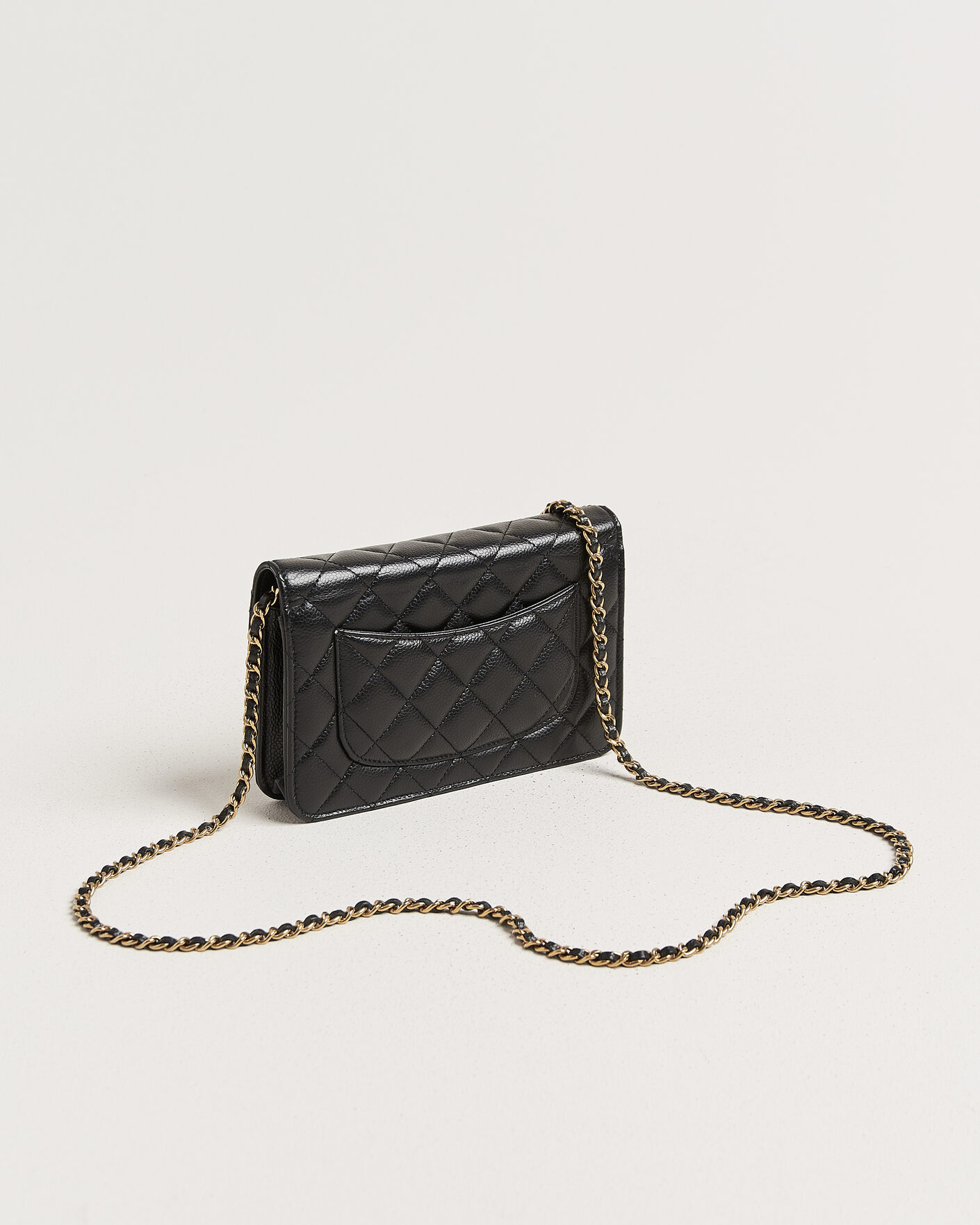 Herre | Pre-Owned & Vintage Bags | Chanel Pre-Owned | Wallet On Chain Caviar Leather Black