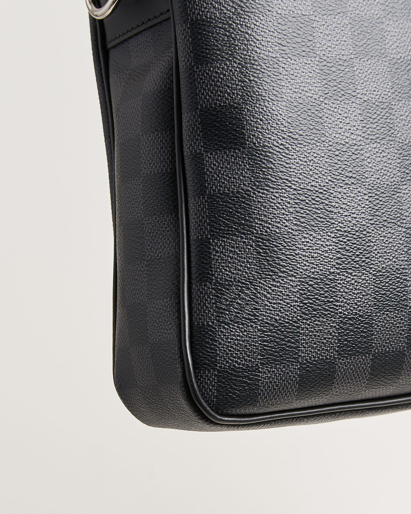 Herre | Pre-Owned & Vintage Bags | Louis Vuitton Pre-Owned | Porte Documents Damier Graphite