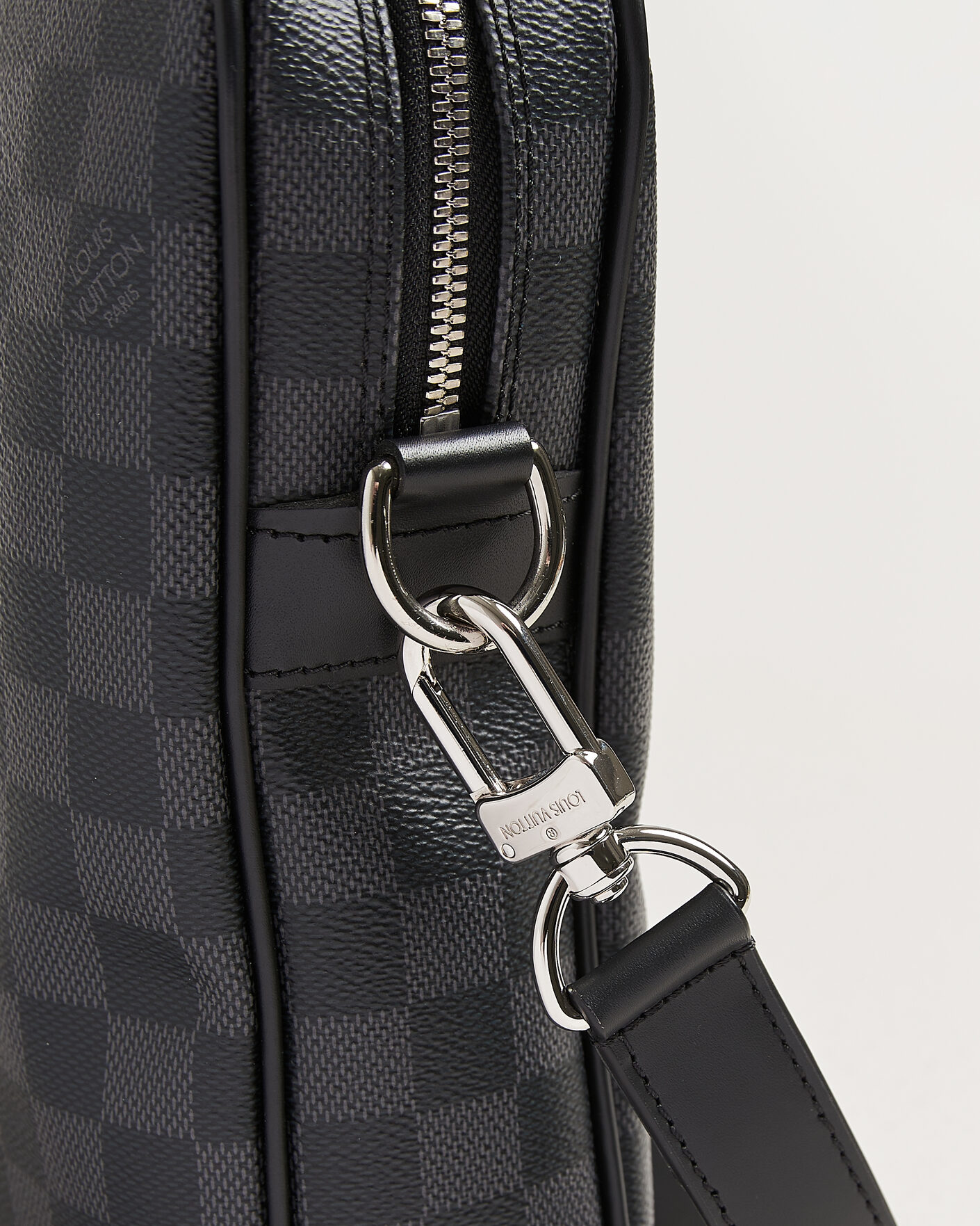 Herre | Louis Vuitton Pre-Owned Porte Documents Damier Graphite | Louis Vuitton Pre-Owned | Porte Documents Damier Graphite