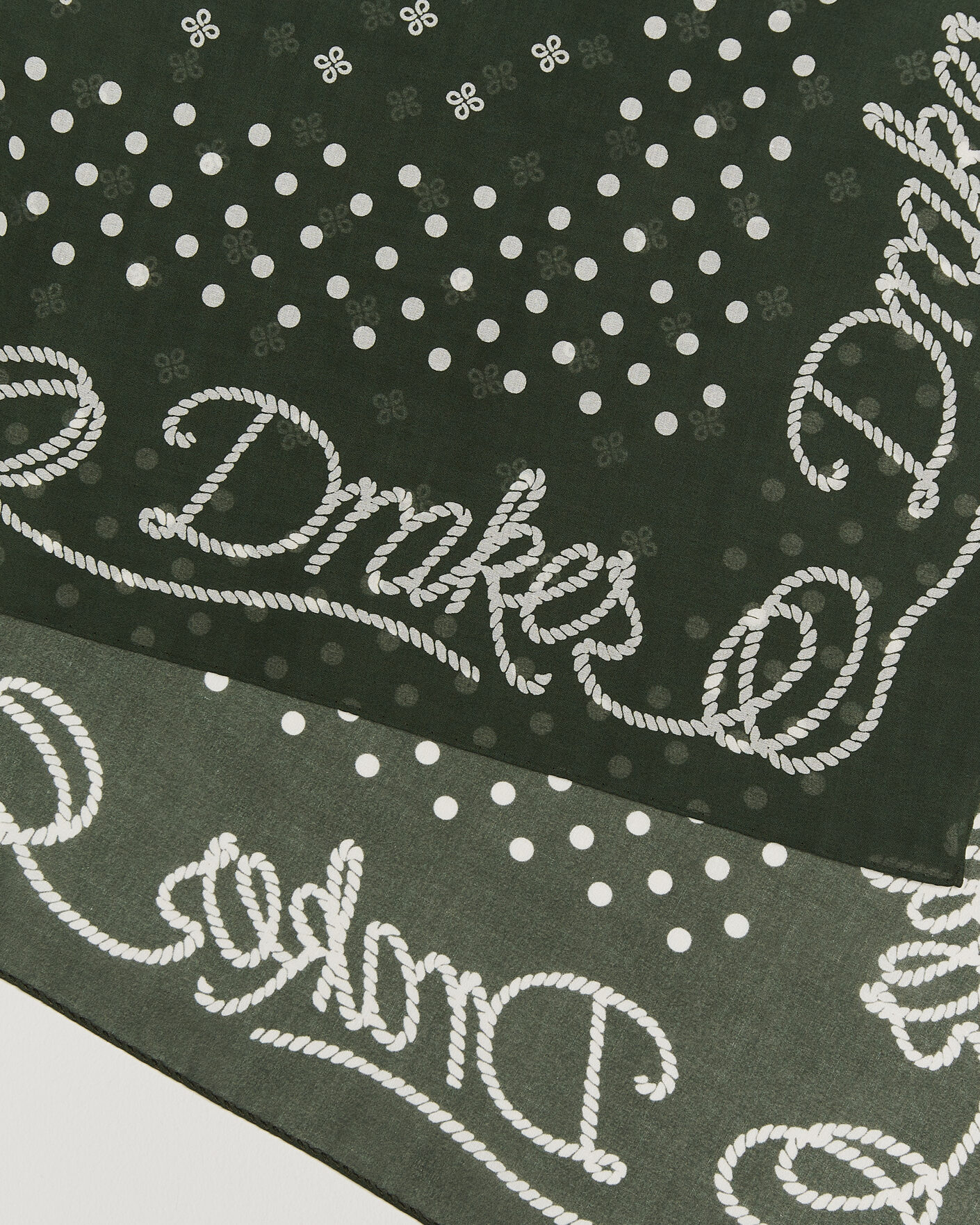 Herre | Scarves | Drake's | Rope Border Cotton Bandana Green