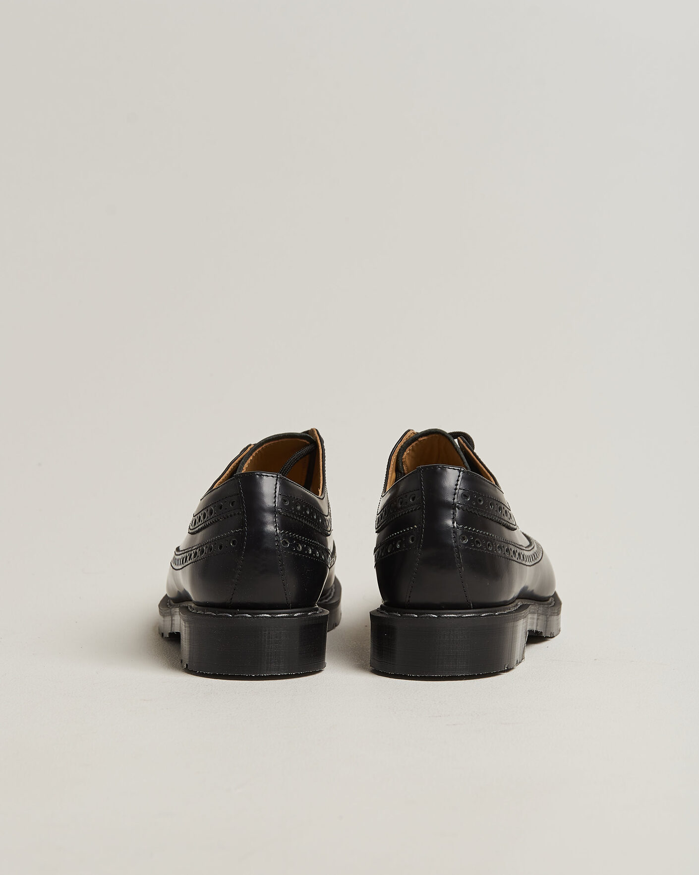 Herre | Brogues | Solovair | American Brogue Shoe Black Shine