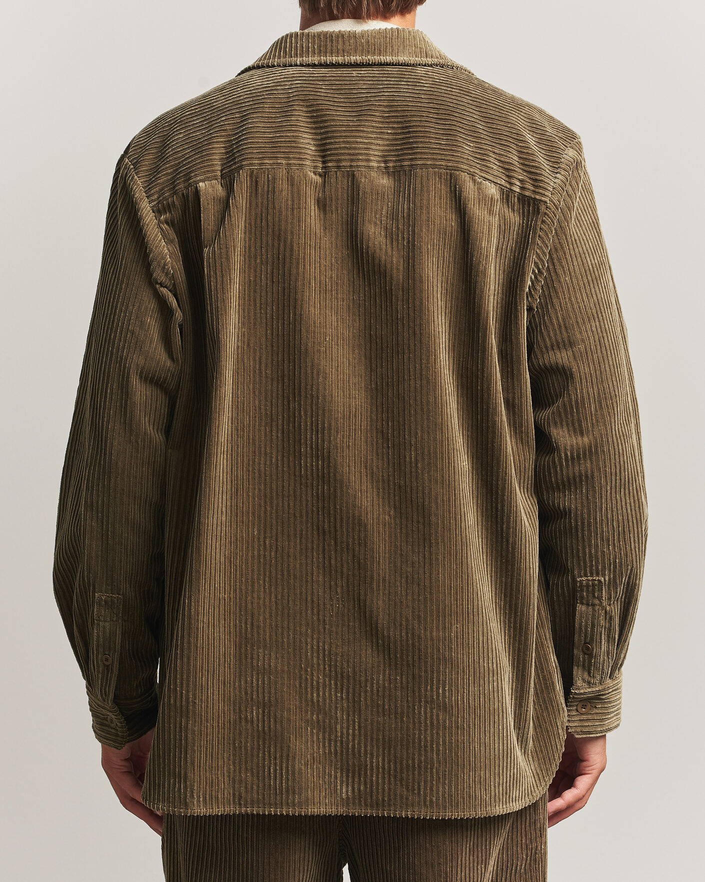 Herre | Skjorter | A.P.C. | Mateo Corduroy Overshirt Taupe