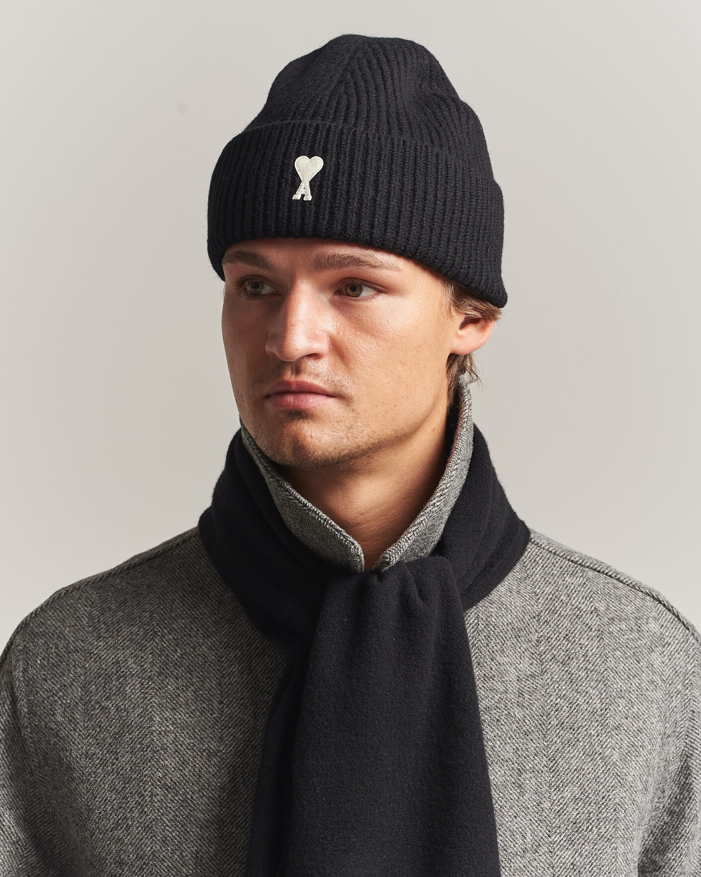 Herre | Luer | AMI | Contrasted Heart Logo Beanie Black