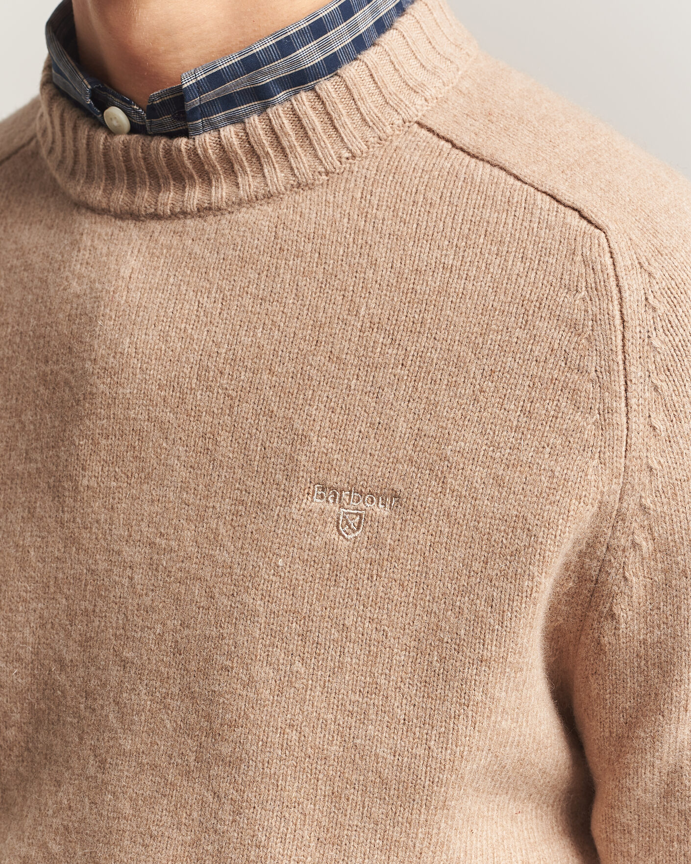 Herre | Gensere | Barbour Lifestyle | Newtown Lambswool Crewneck Stone